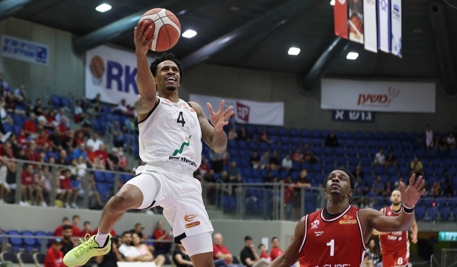 מצטיין המחזור ה-15: דייויד אפיאני