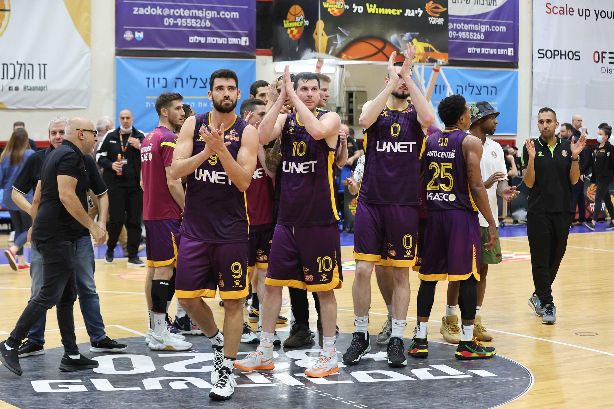 הפועל חולון טיפסה בחזרה למקום השלישי