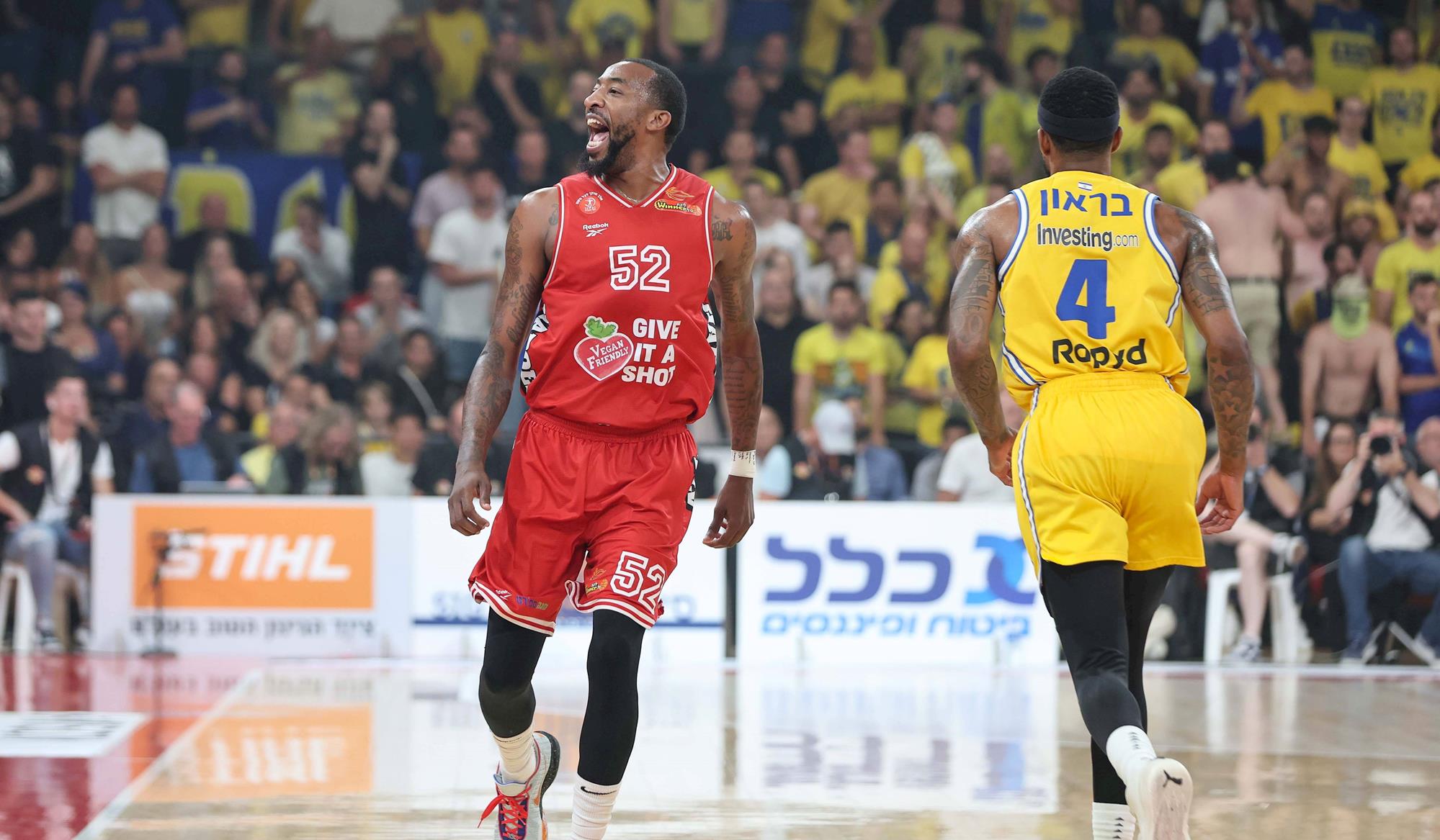 צפו: הרבע הראשון החלומי של האדומים