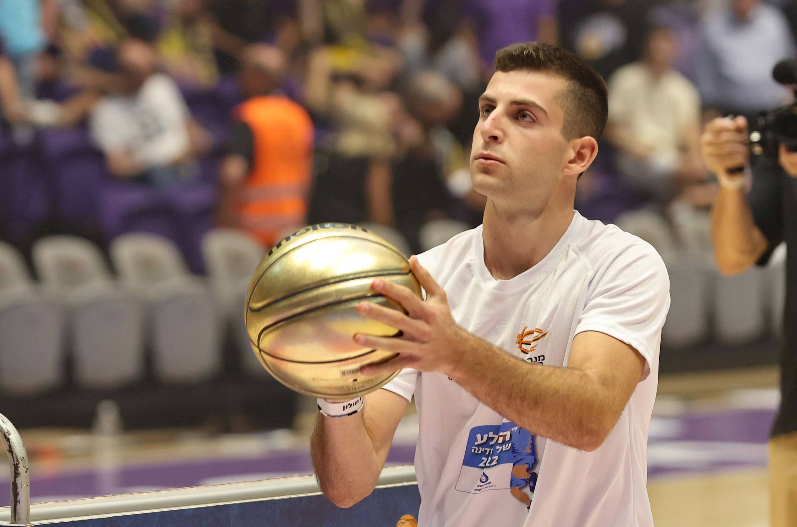 "כל האימונים התנקזו לזריקה האחרונה"