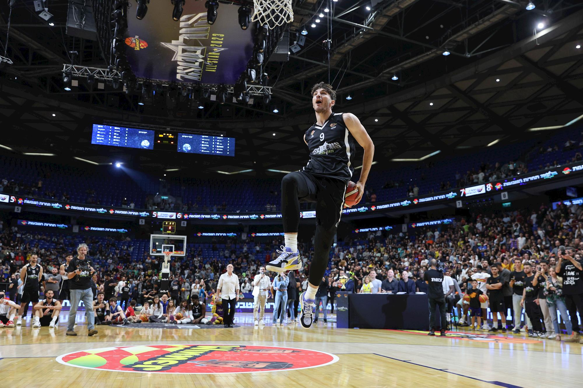 צפו: רומן סורקין הוביל את הישראלים