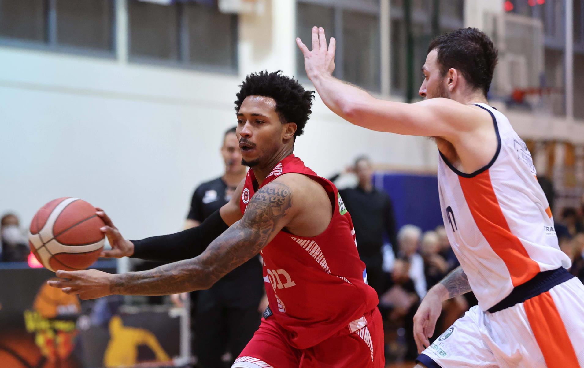 צפו: עוד הופעה פנטסטית לג'יילן אדאמס