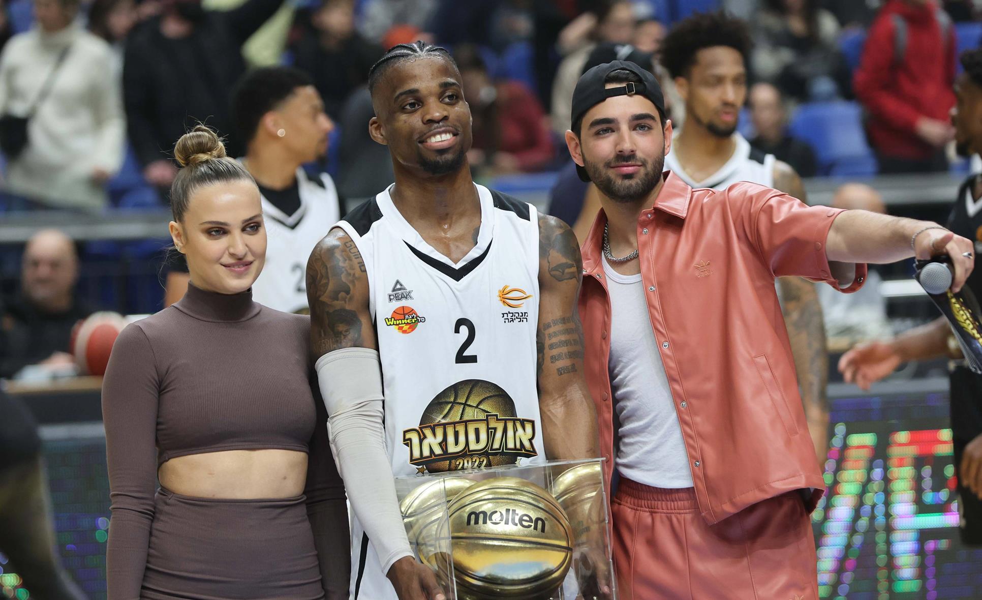 צפו: אייק אירבו נבחר למצטיין האולסטאר