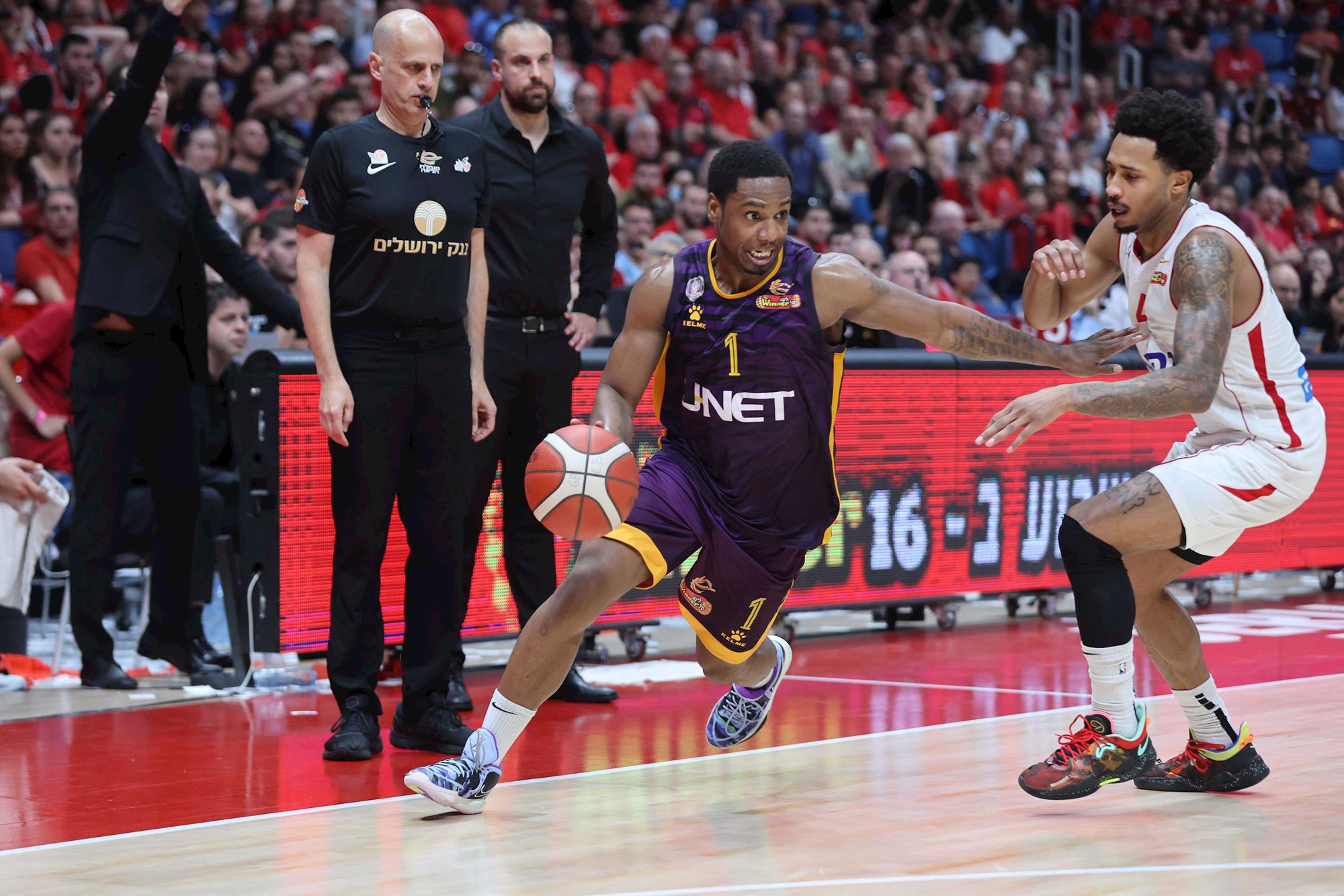 צפו: הופעה בלתי נתפסת של ג'ו רגלנד