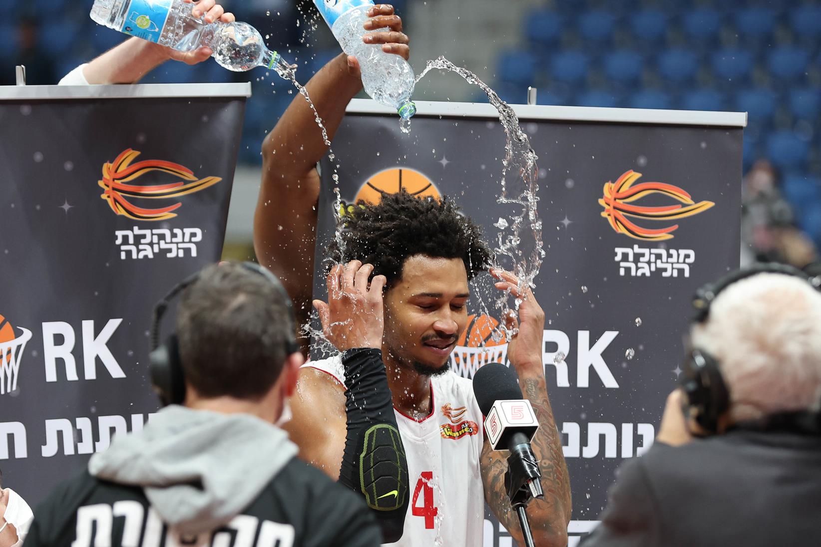 מצטיין המחזור ה-19: ג'יילן אדאמס