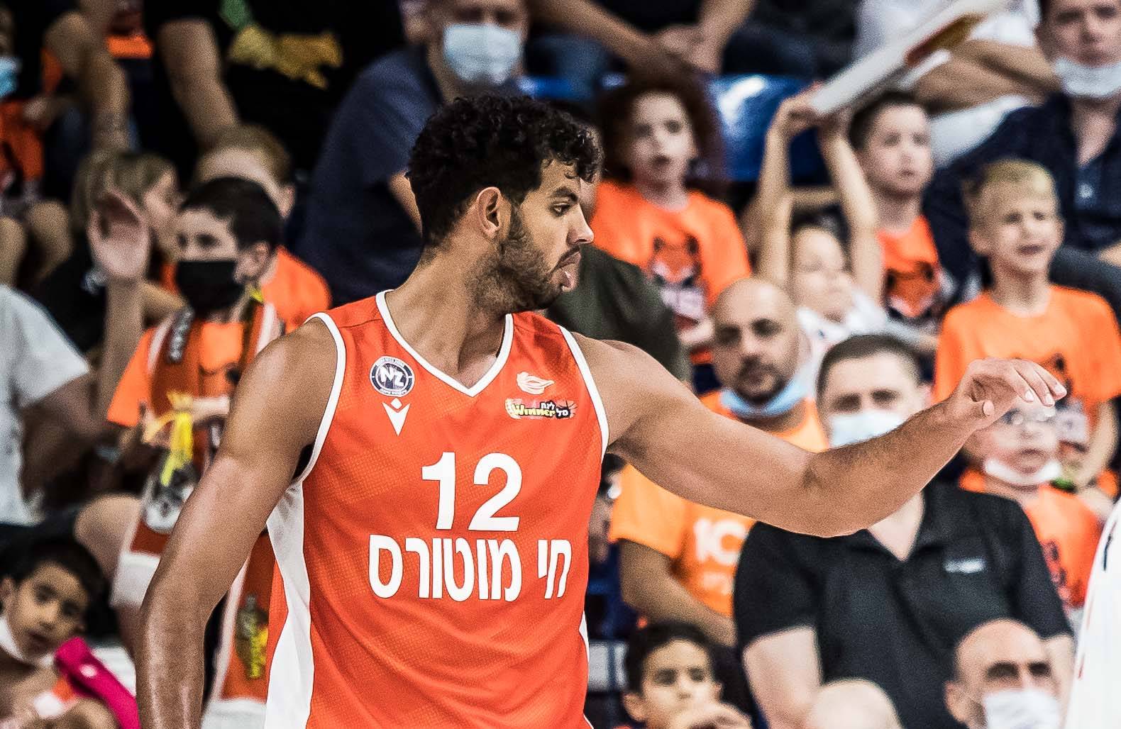 מצטיין המחזור השביעי: טים סוארס