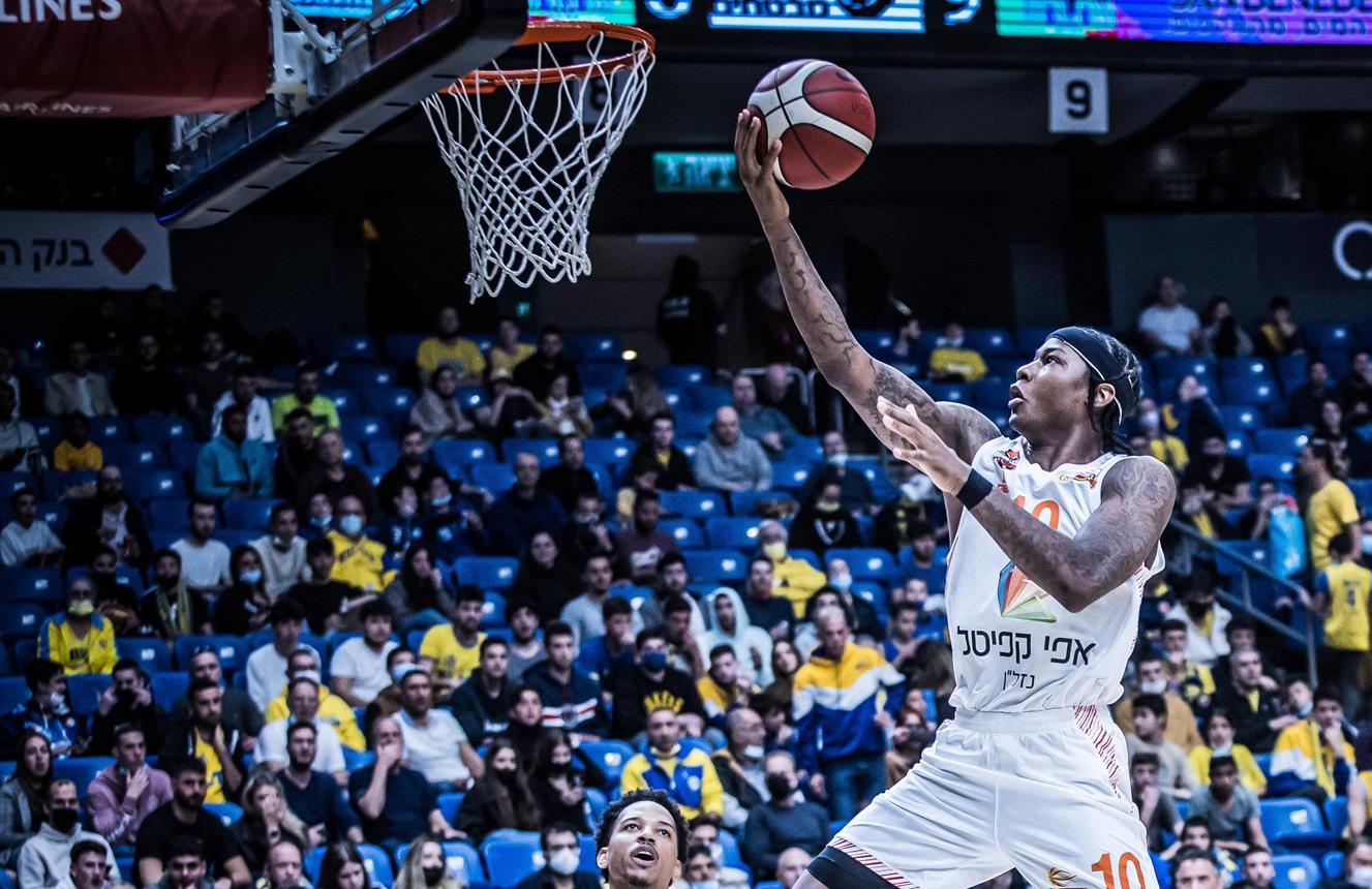 צפו: ארצ'י גודווין החל להראות ניצוצות