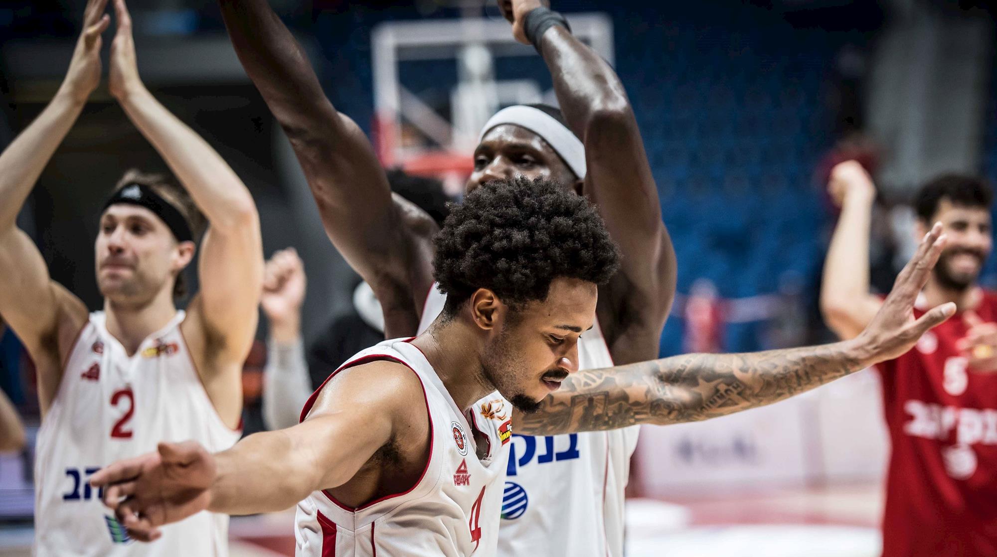 המובילה השלימה סוויפ עונתי על חולון