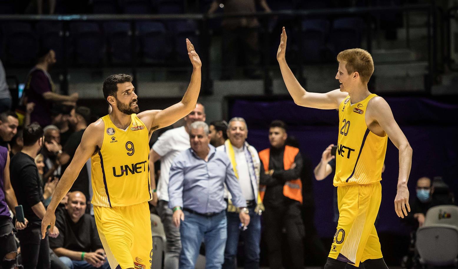 צפו: היידן דלטון בפסגת המצעד השבועי