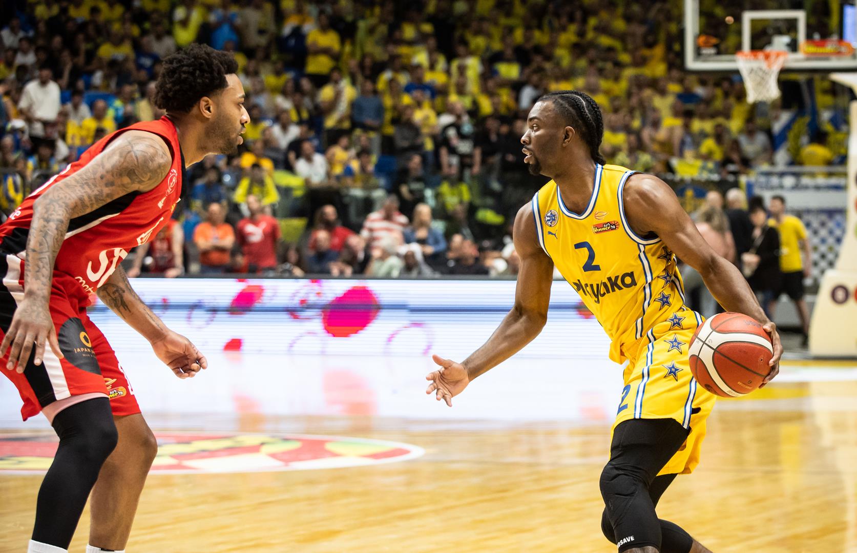 צפו: קינן אוואנס הרשים במשחק מס' 1