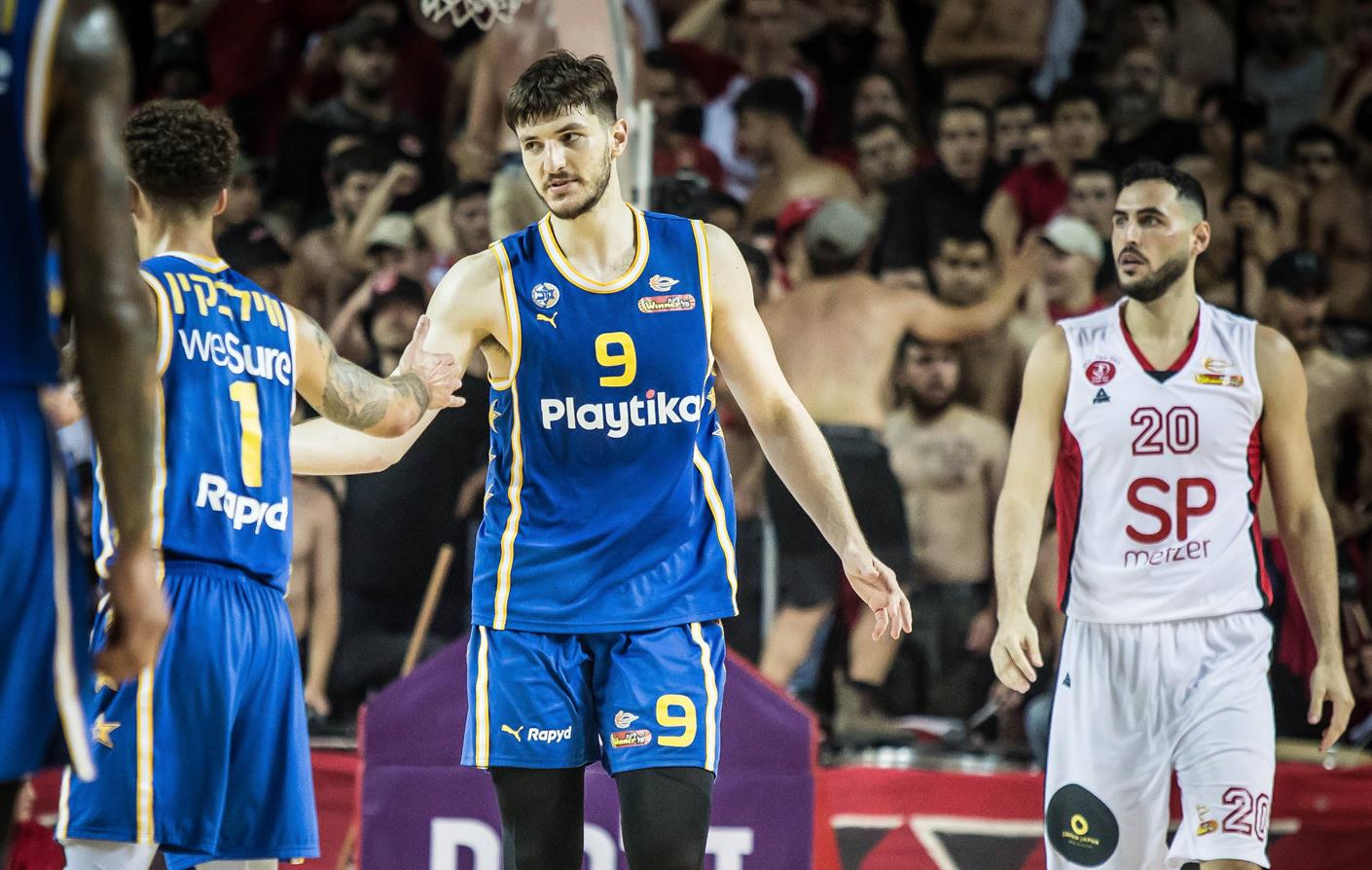 נוגעת בשלב הבא: האלופה עלתה ל-0:2