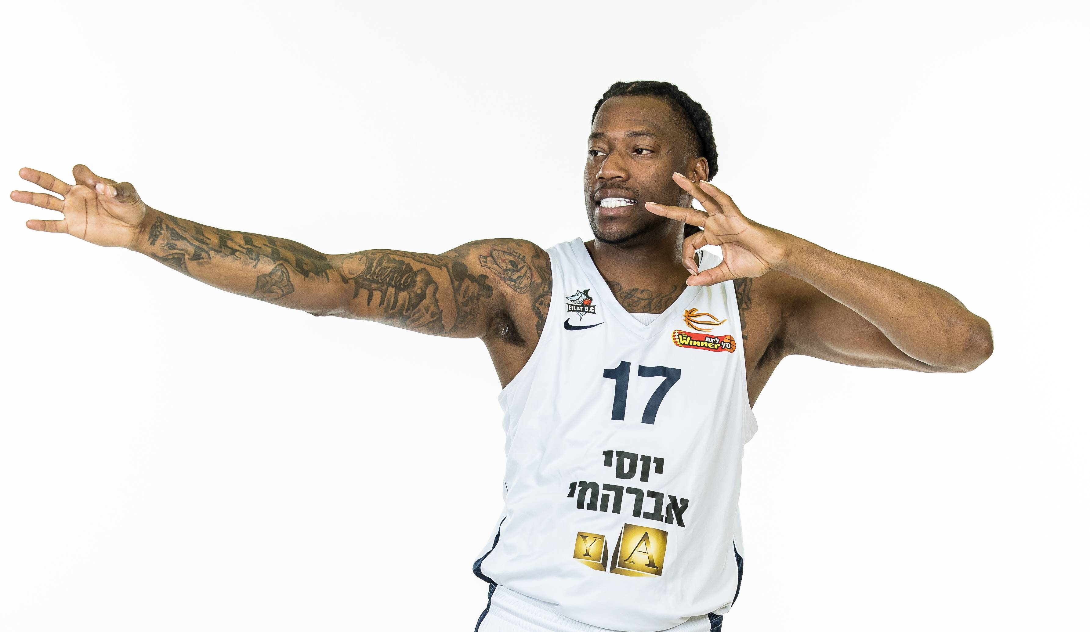 צפו: אריק גריפין ריחף לפסגת המצעד