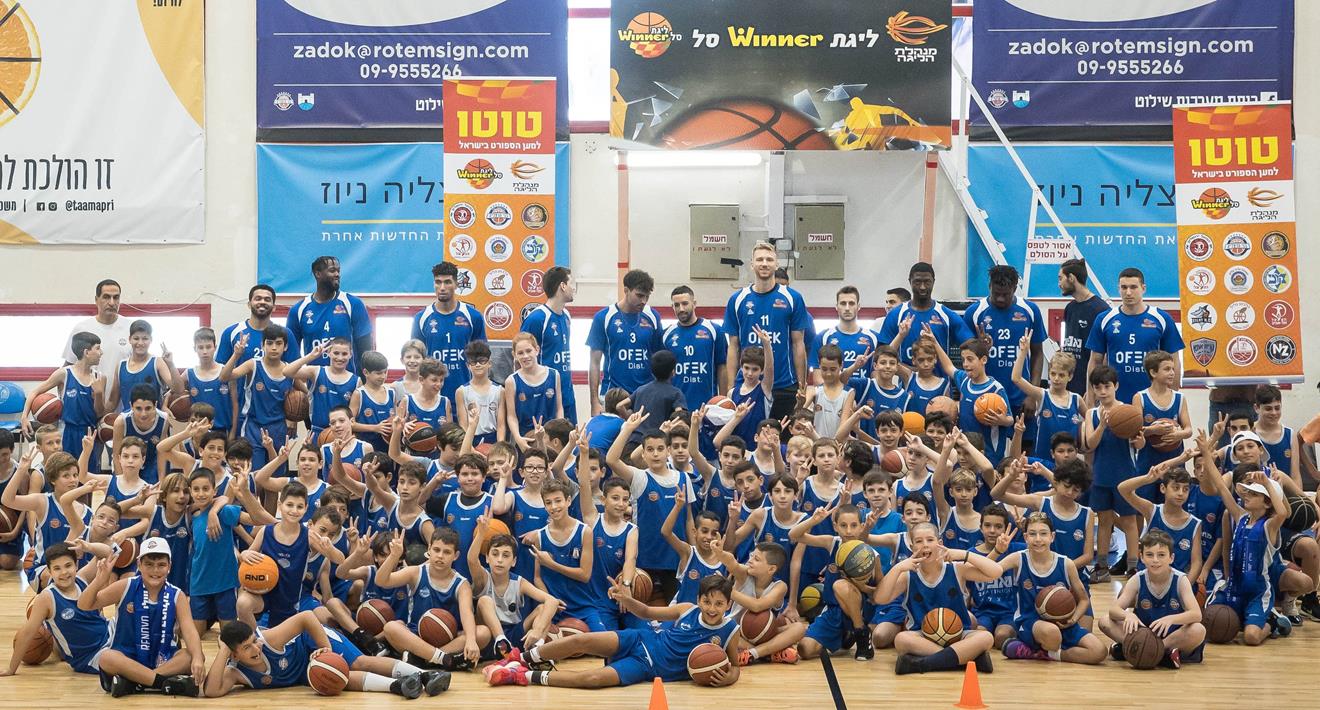 "הקשר בין הבוגרים למחלקת הנוער חשוב"