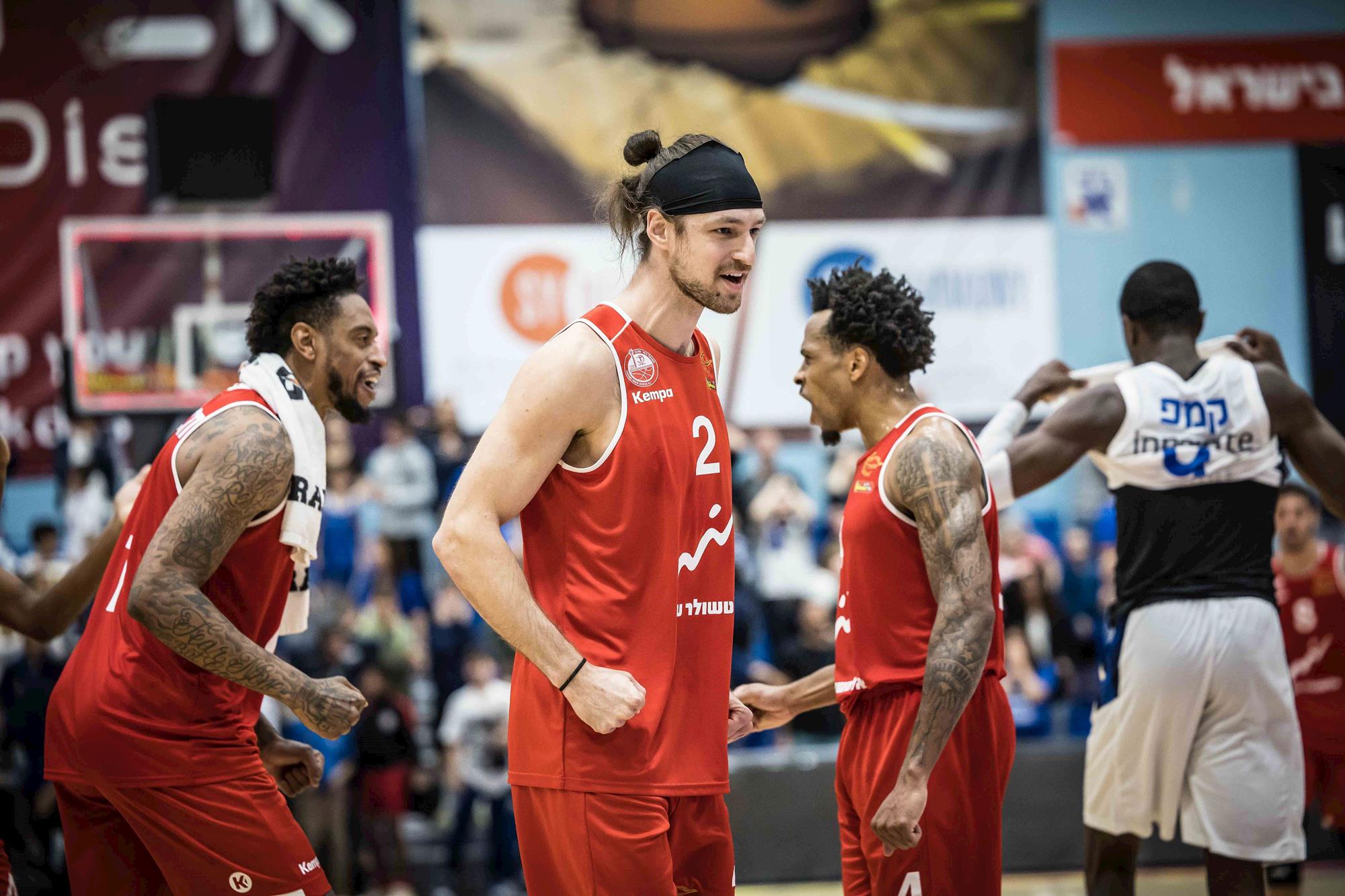 שומרת מסורת: ב"ש שוב ניצחה בהרצליה