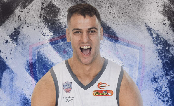 רז אדם ממשיך לעונה נוספת בקריית אתא