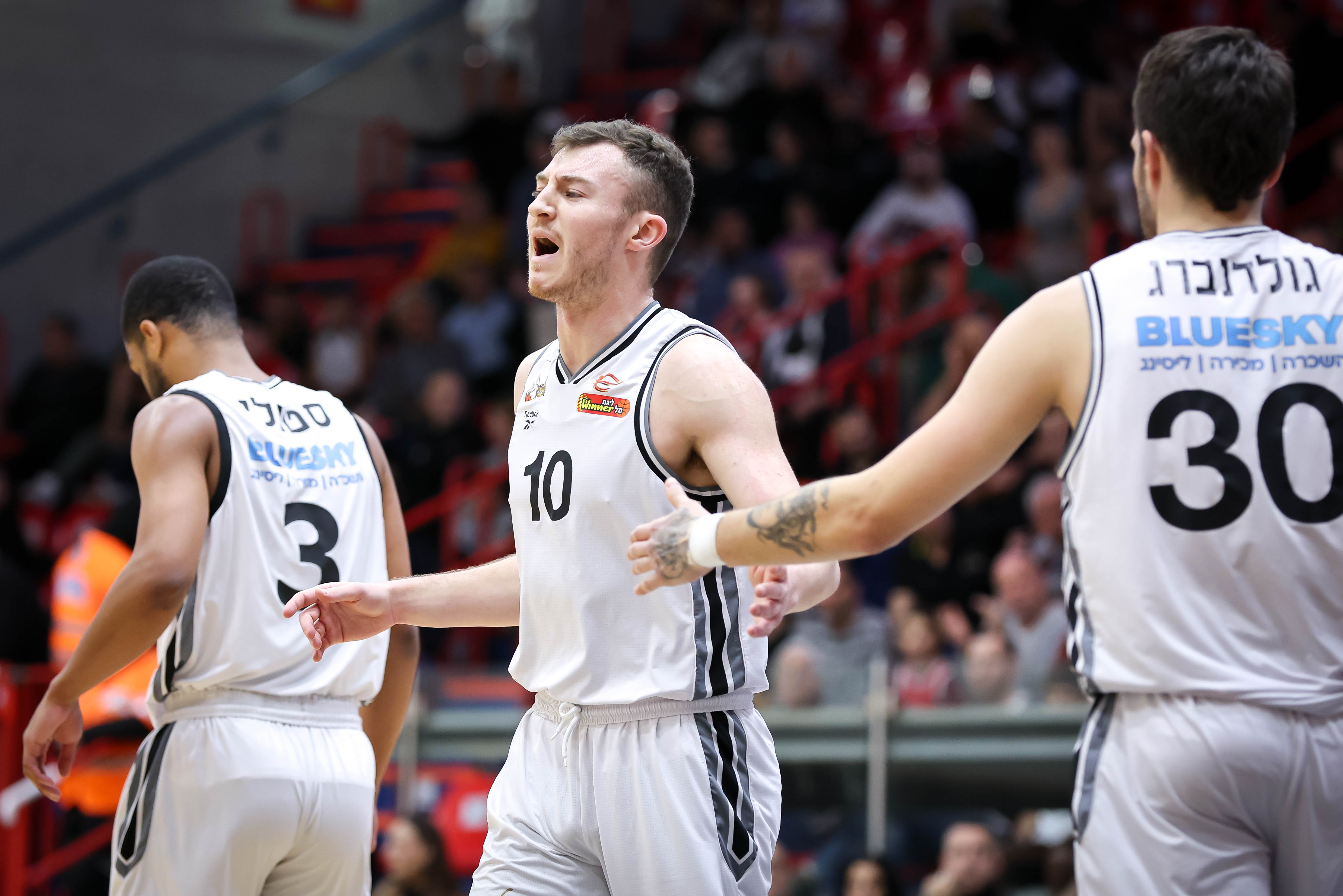 הפועל עפולה טיפסה למקום השמיני בטבלה