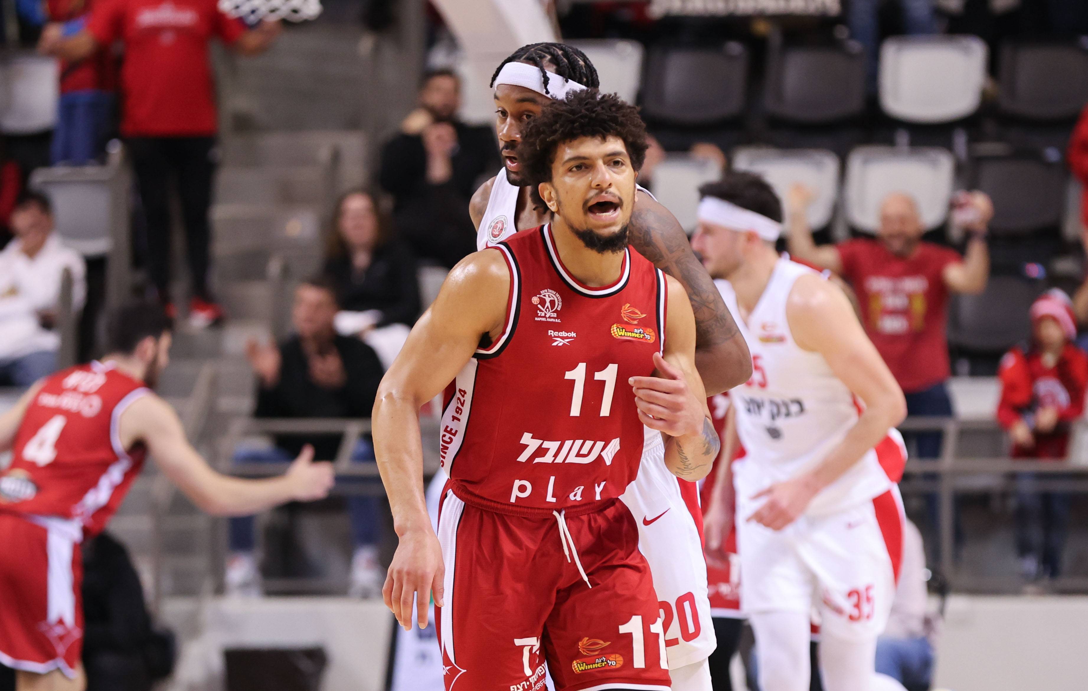 צפו: כמעט טריפל דאבל למייק מקגורל