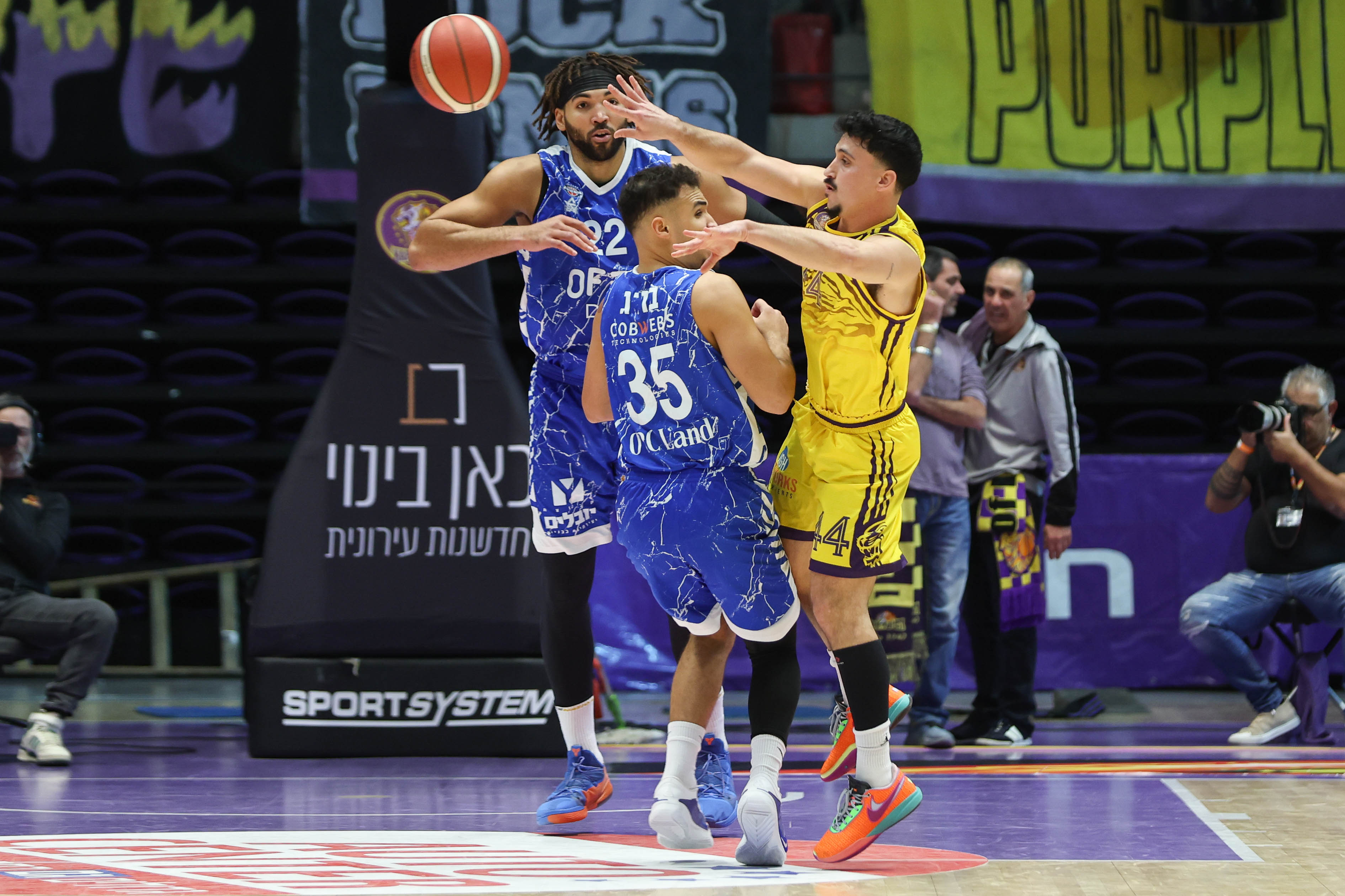 הערב: חולון יוצאת למשחק קשה ביובל