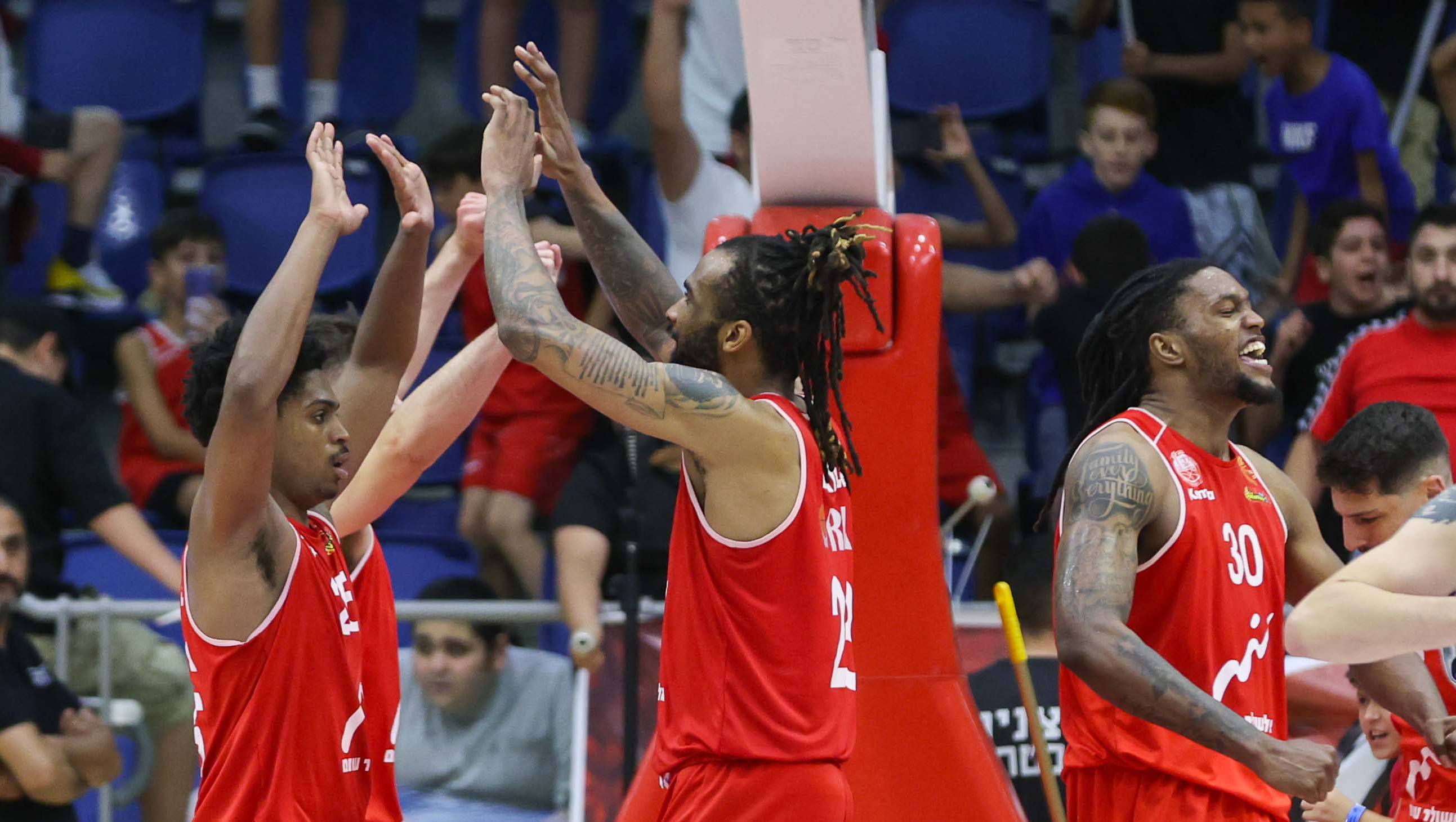 צפו: החגיגה של גאנט ובנקסטון בצבע