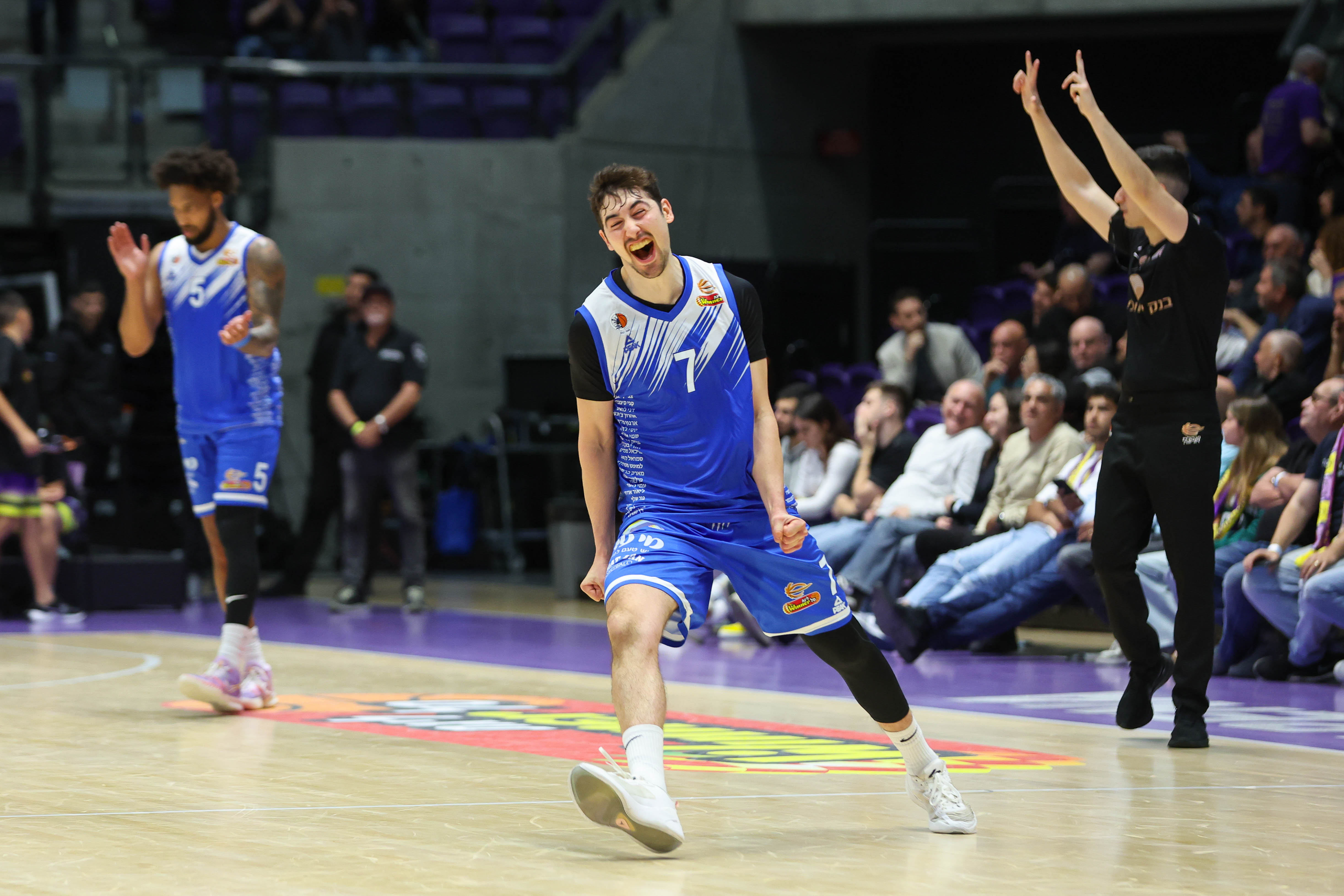 מתקרבת לביתיות: ניצחון גדול לר"ג בחולון