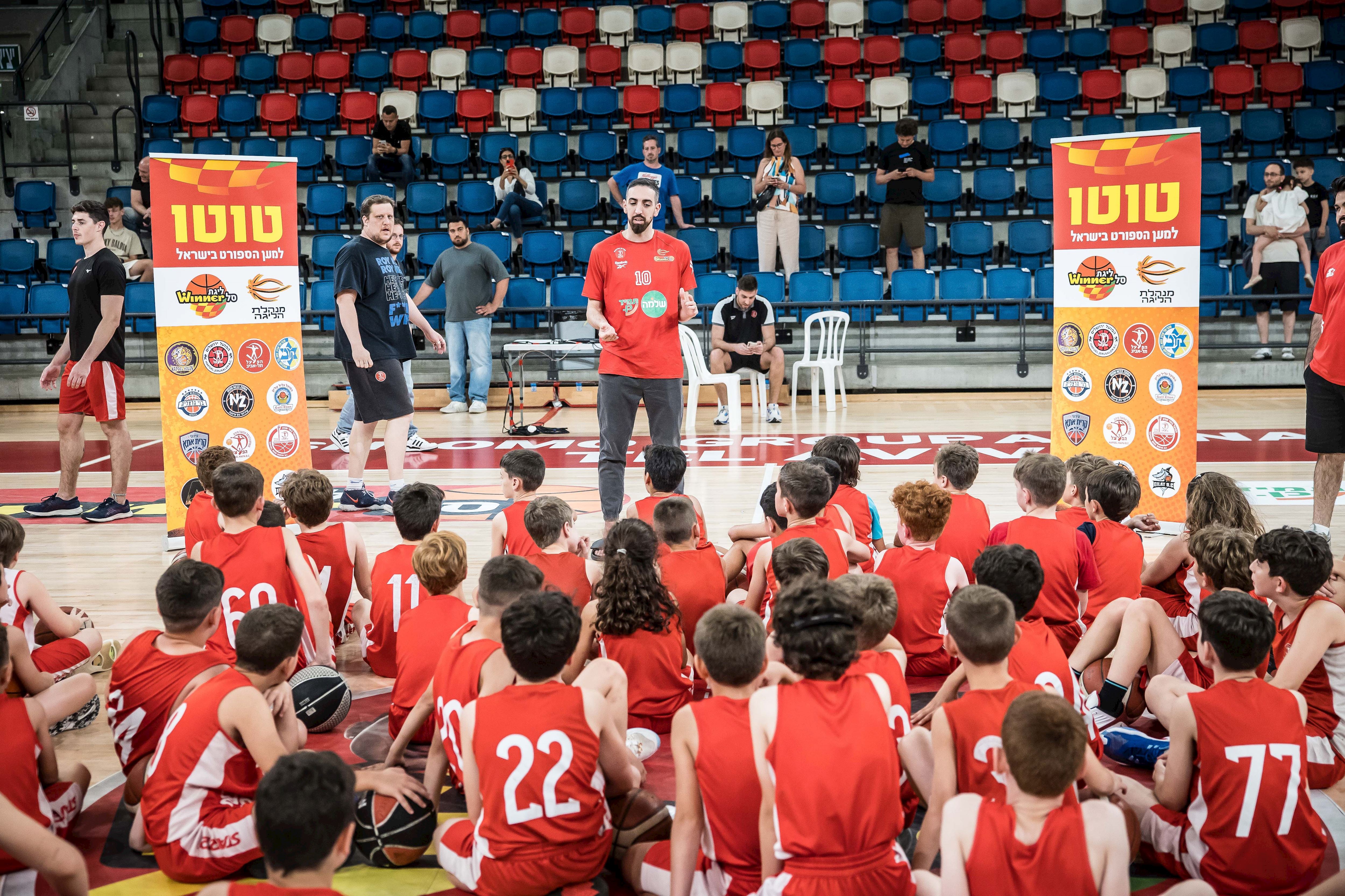 "תמיד כיף לפגוש את הדור הצעיר"