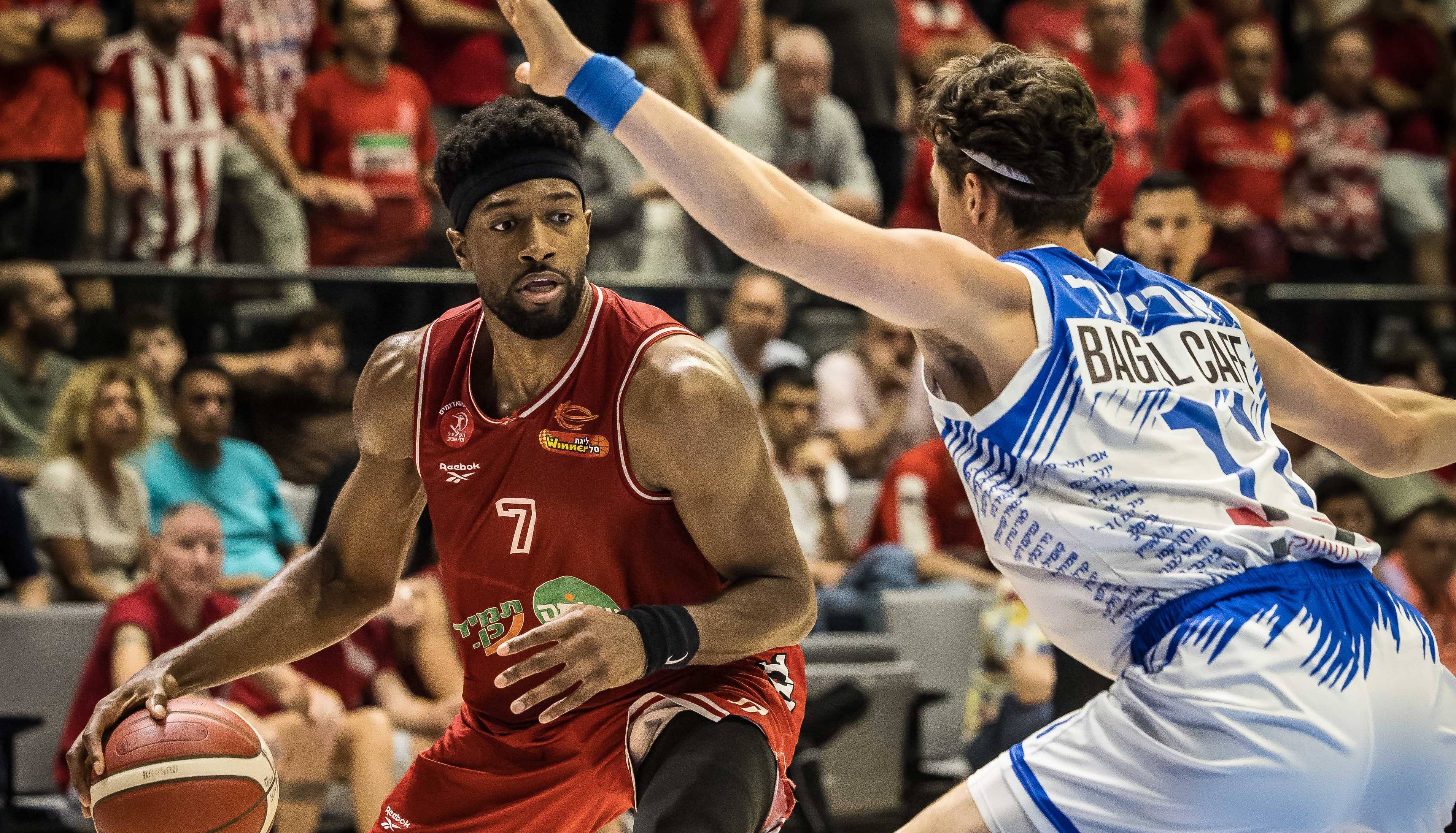 צפו: דאבל-דאבל מרשים לקייל אלכסנדר