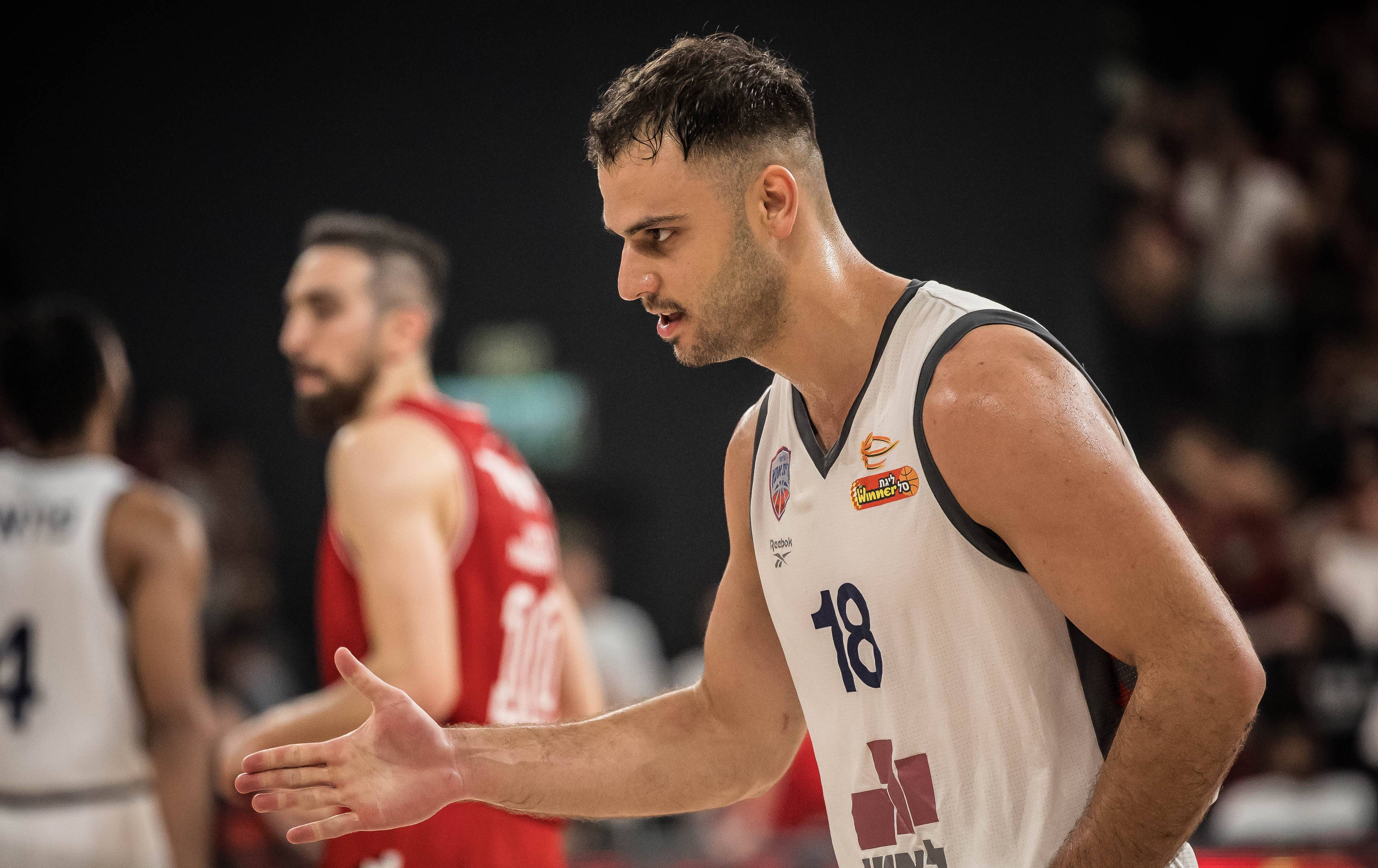 בחצי הדרך לגמר: קריית אתא שוב הדהימה