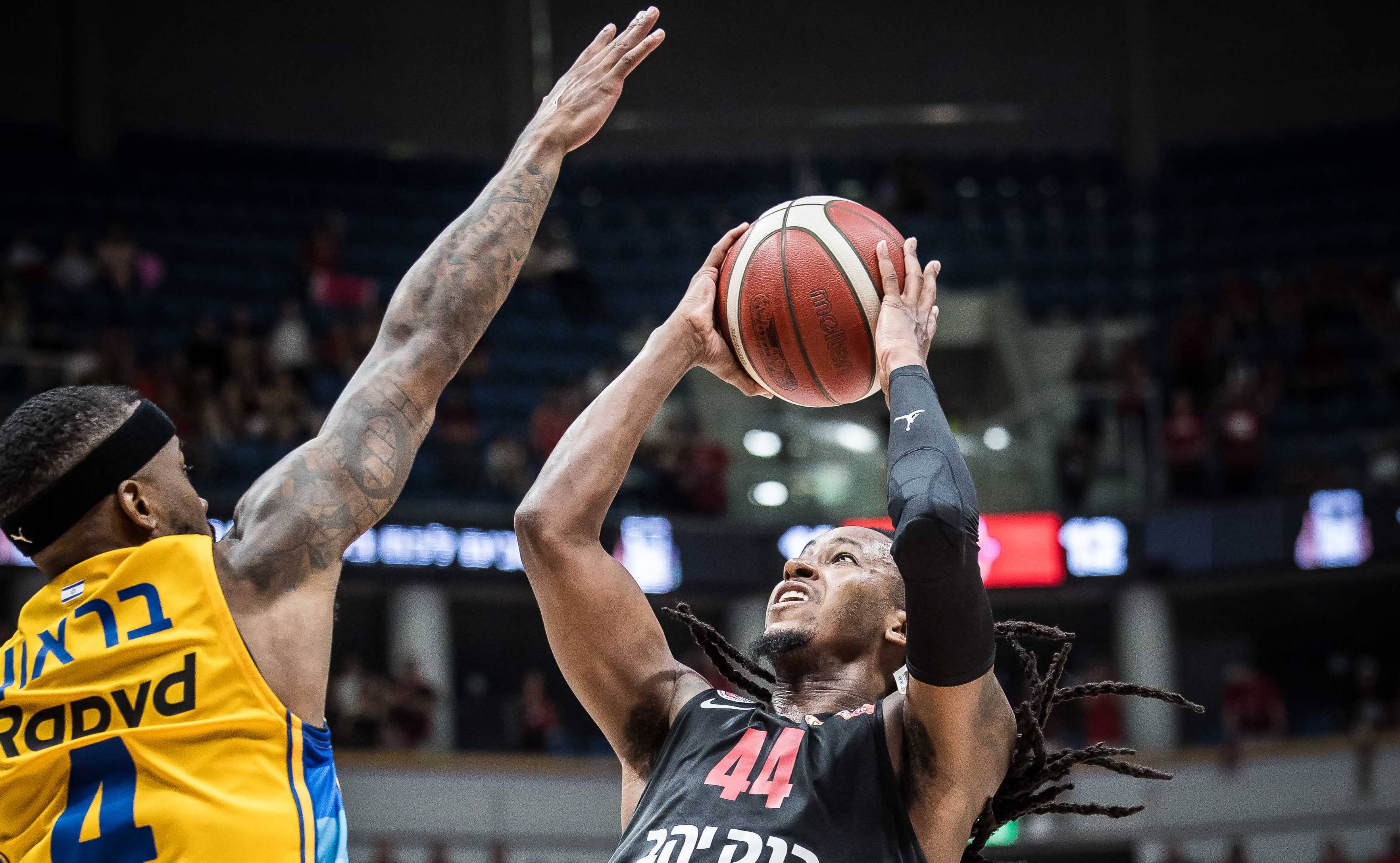 צפו: דאבל-דאבל נוסף לספידי סמית'