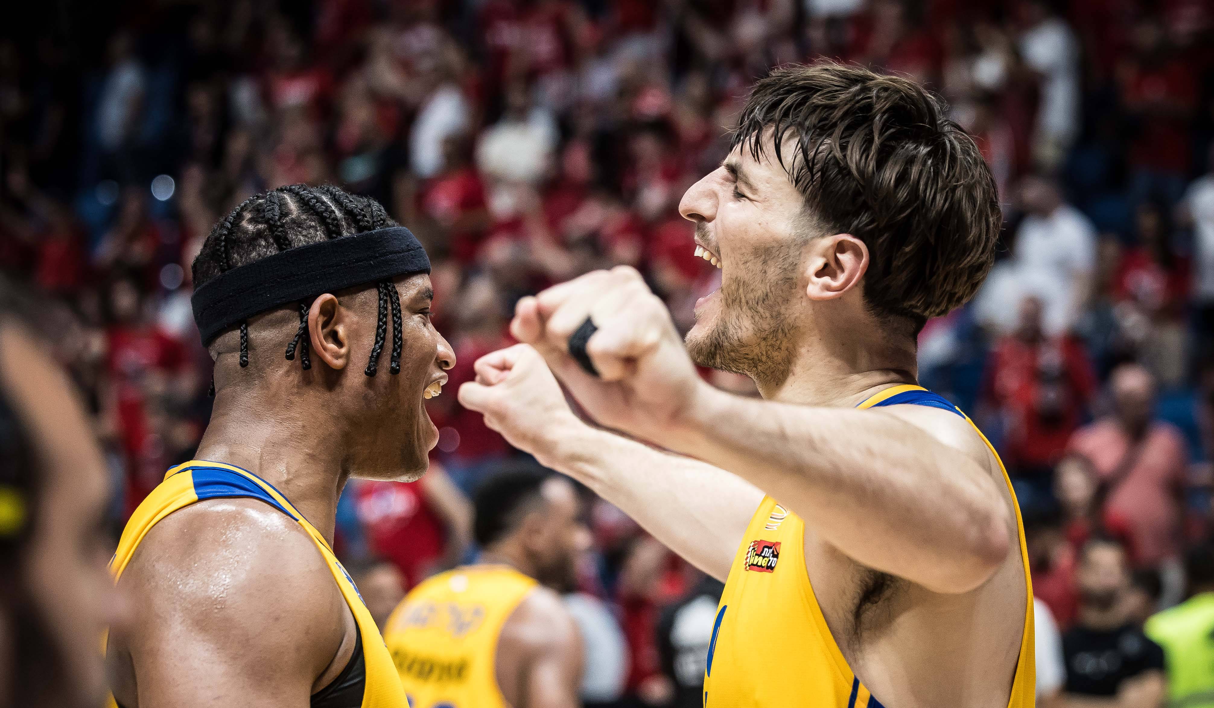 עדיין מושלמת: האלופה עלתה לסדרת הגמר