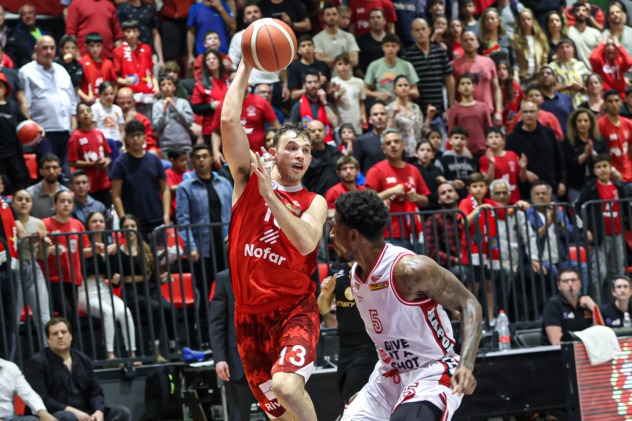 הערב: העולה החדשה מהעמק מגיעה לגליל