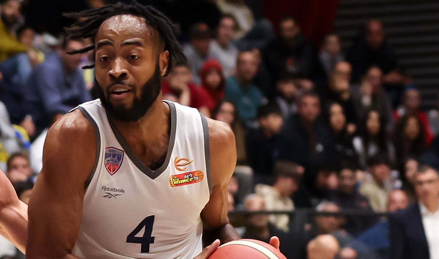 צפו: שיא קליעה עונתי לאקיה פרואיט