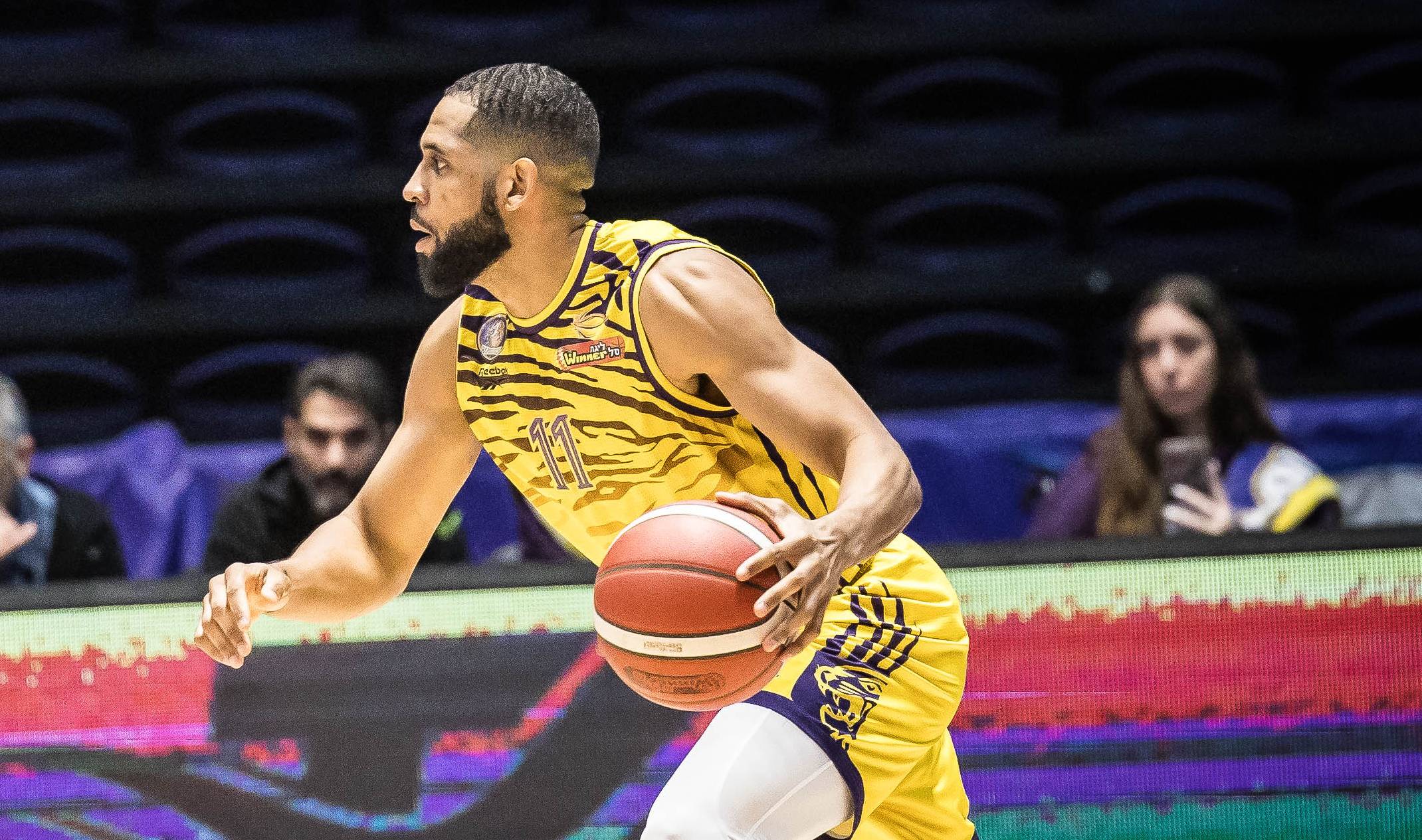 צפו: חזרה מוצלחת לסי.ג'יי האריס מפציעה