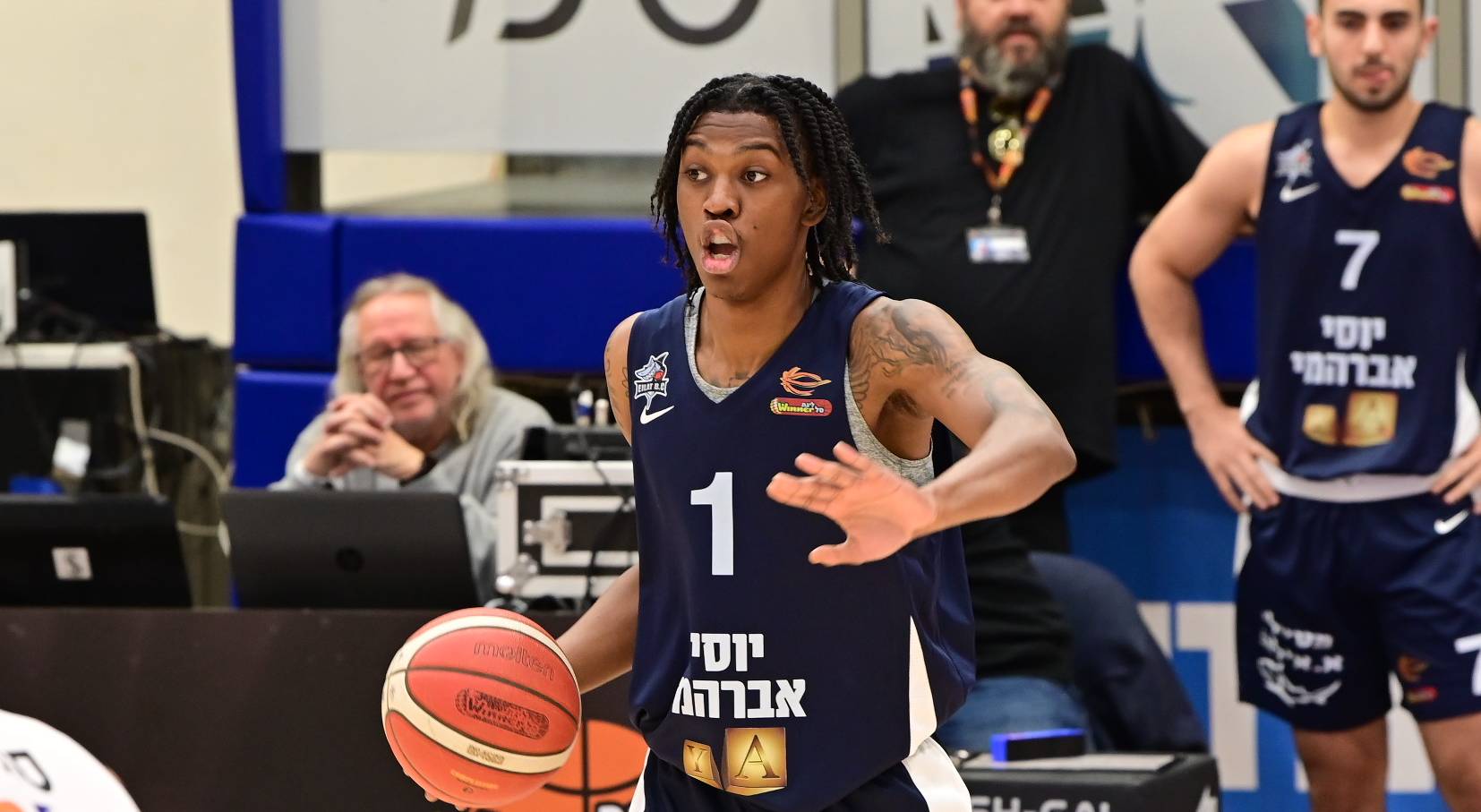 צפו: ערב קליעה ענק לדיישון בוקר