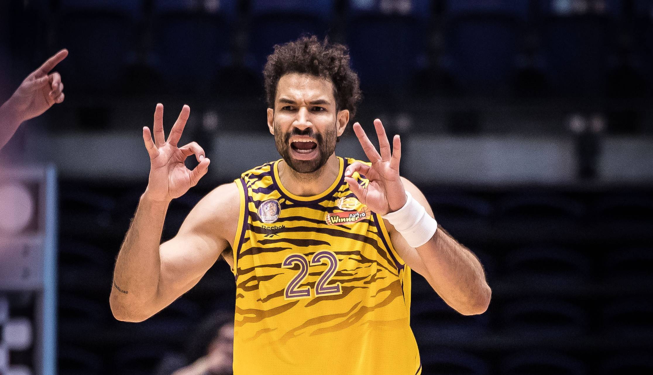 צפו: דרו קרופורד בכושר קליעה נהדר