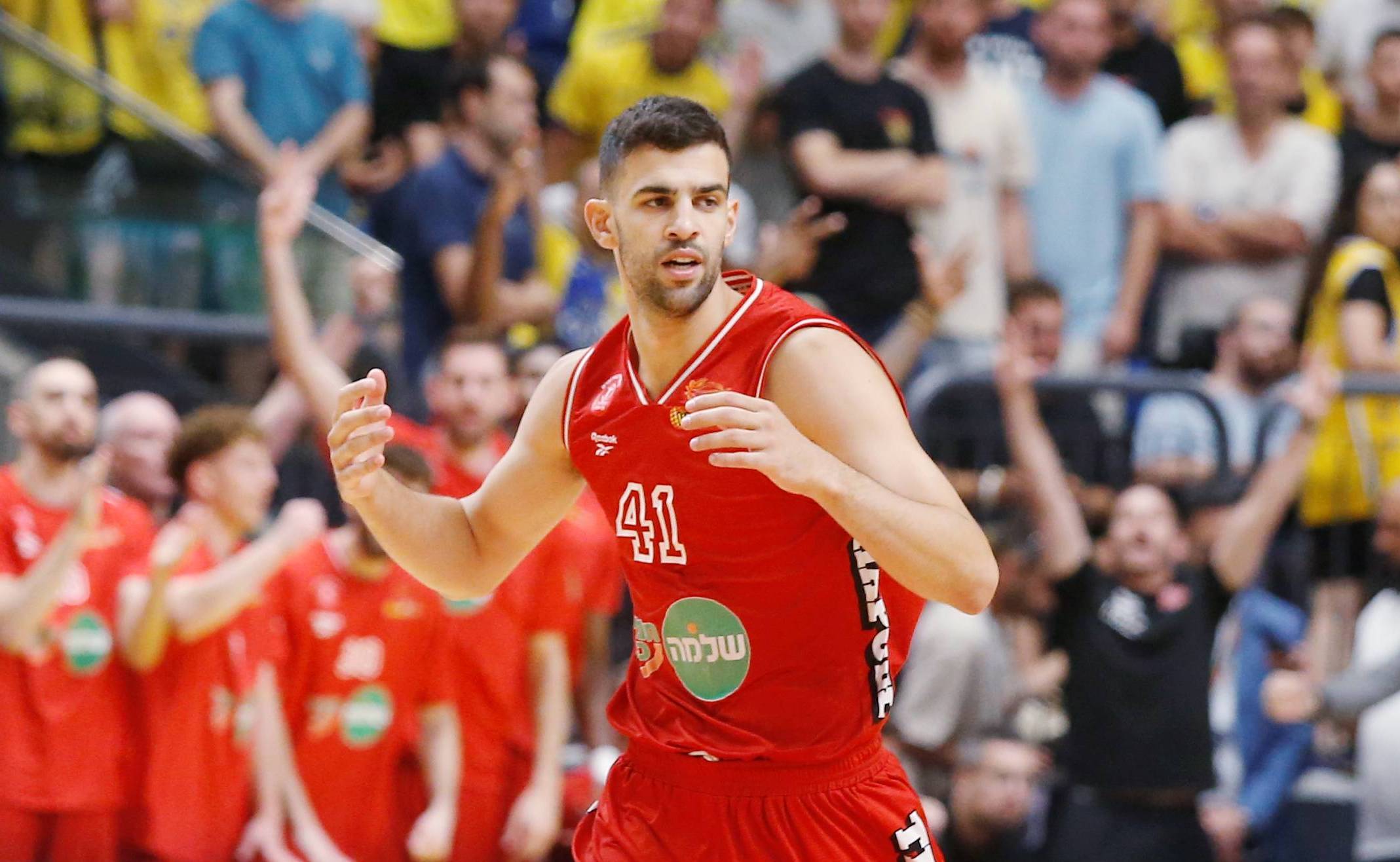 צפו: תומר גינת השאיר הכול על הפרקט