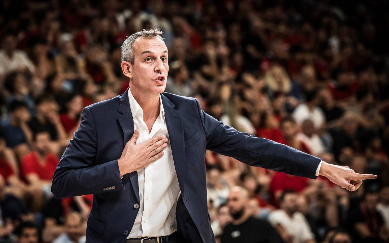 יורוליג: ניצחון חוץ דרמטי לאלופה בצרפת