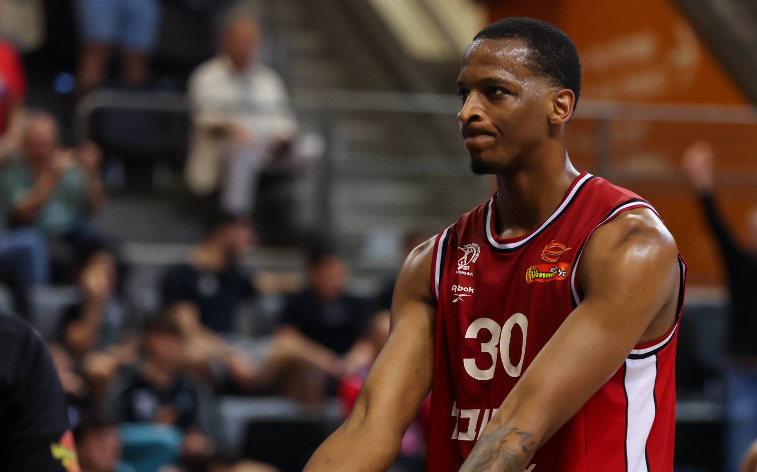 צפו: המטס הפרטי של הפועל חיפה