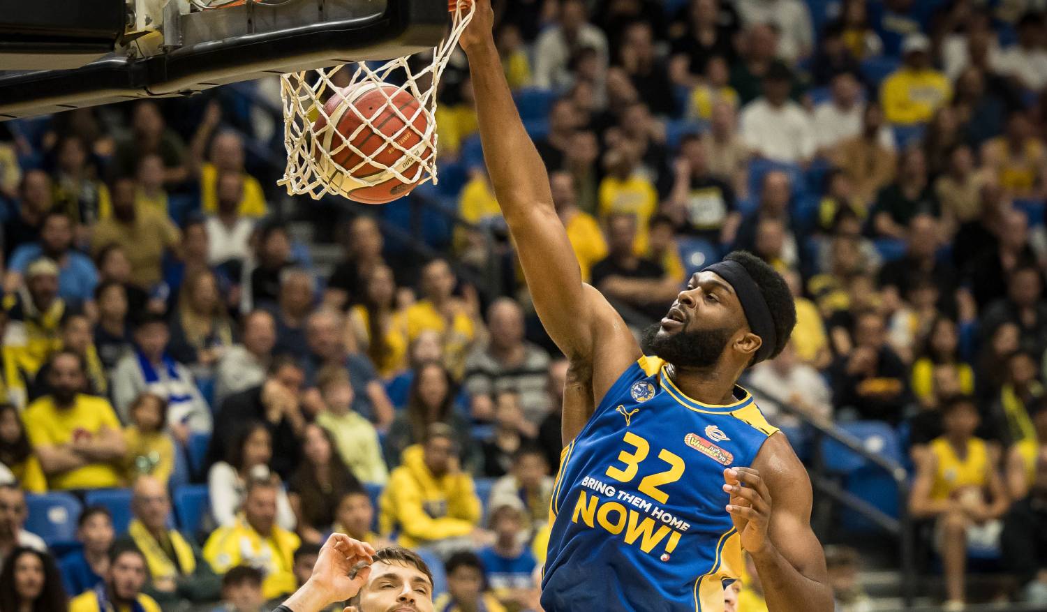 צפו: הופעה כמעט מושלמת לג'וש ניבו