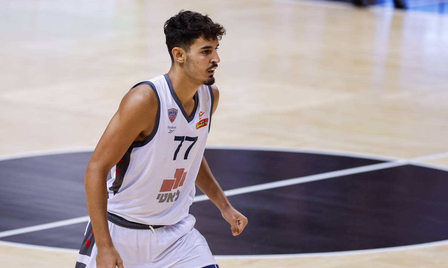 צפו: התעלות בקלאץ' של בן שרף