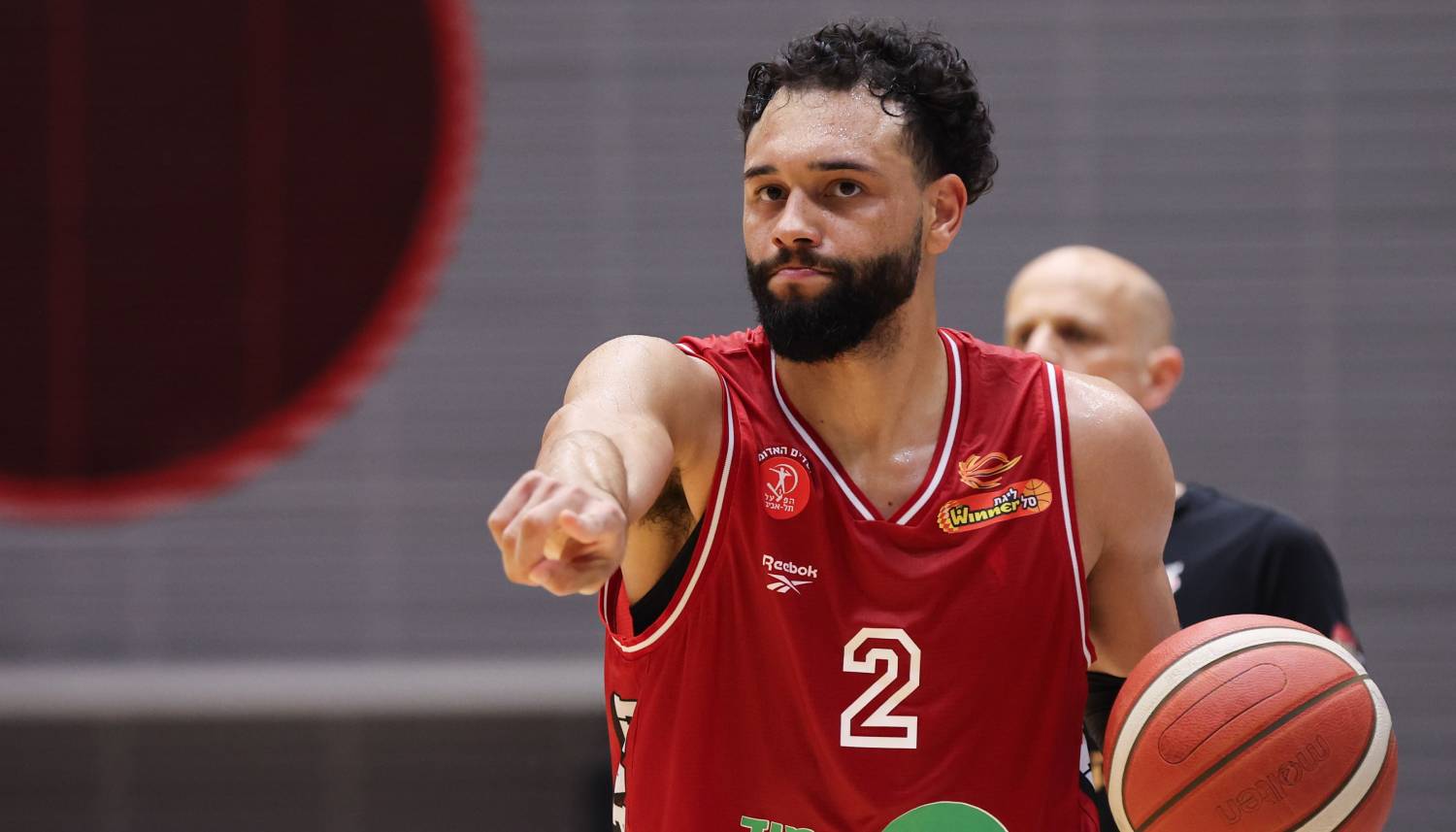 צפו: מחצית מושלמת של טיילר אניס