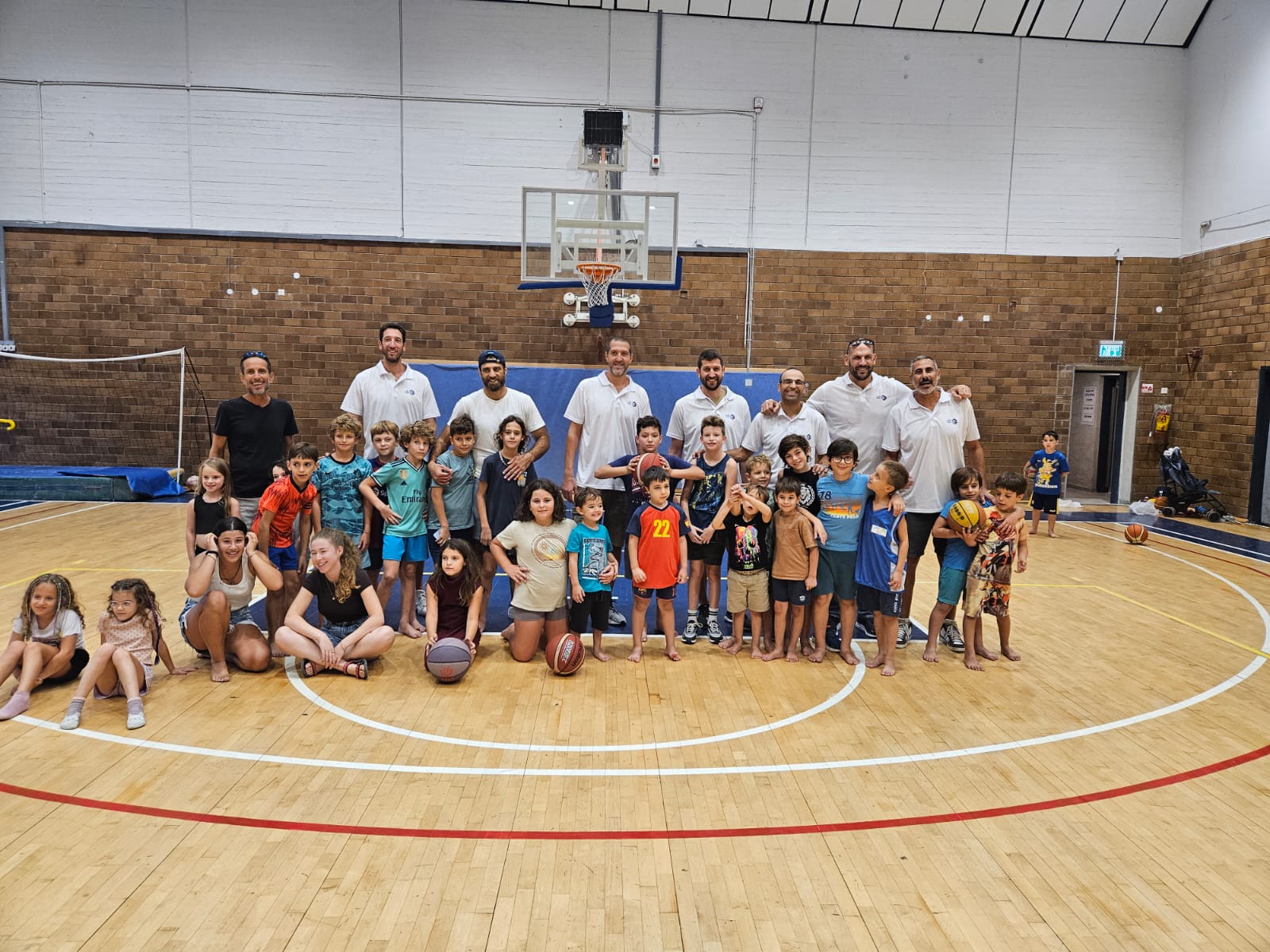 כוכבי העבר למען מפוני עוטף עזה