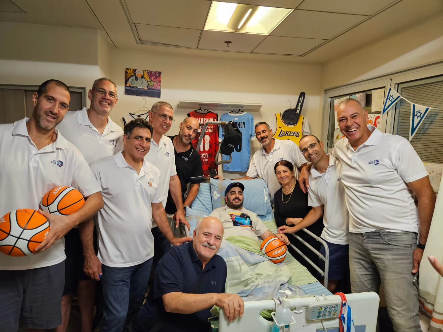 ותיקי הנבחרת ביקרו בבית לוינשטיין