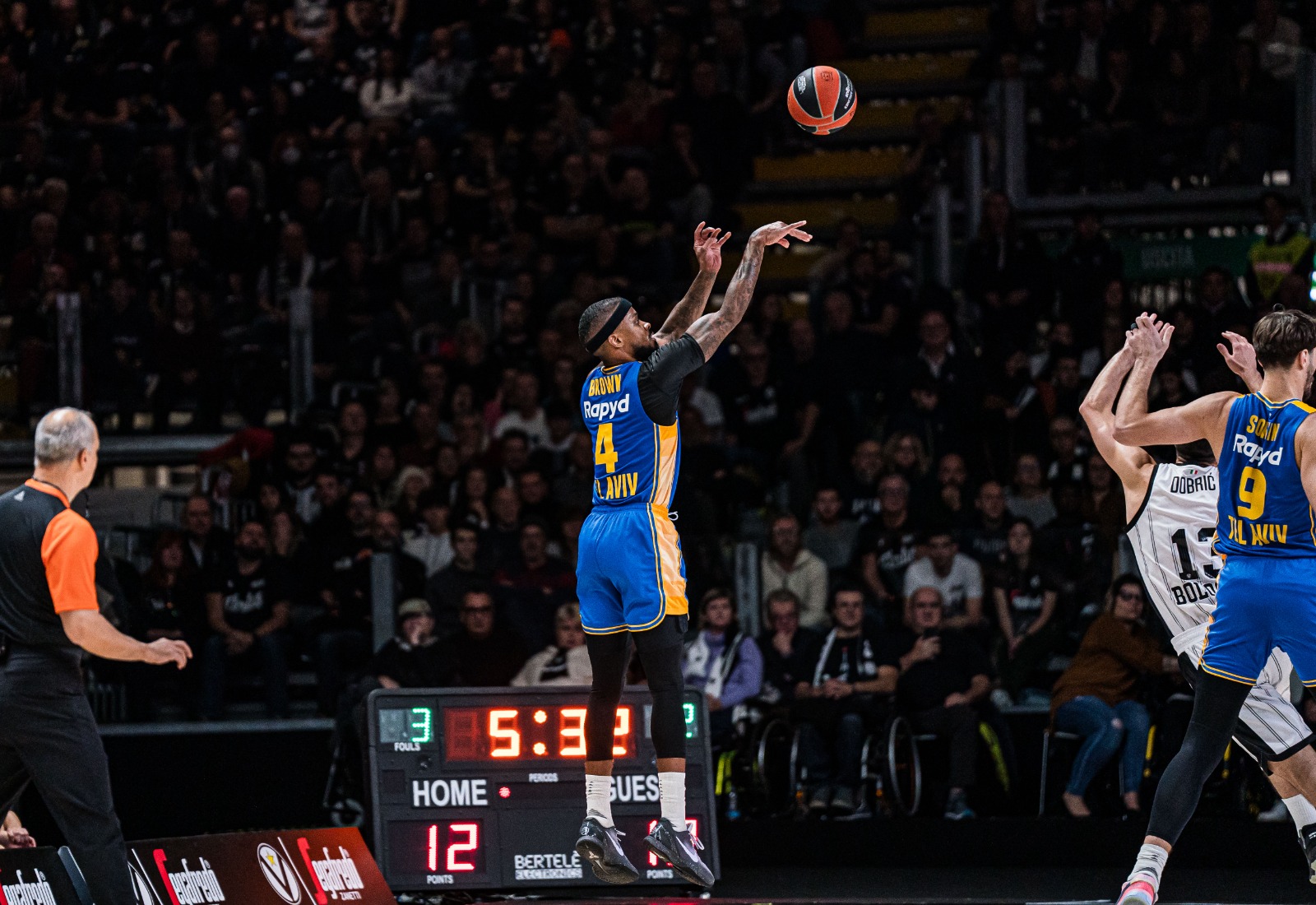 יורוליג: האלופה נעצרה מול וירטוס בולוניה