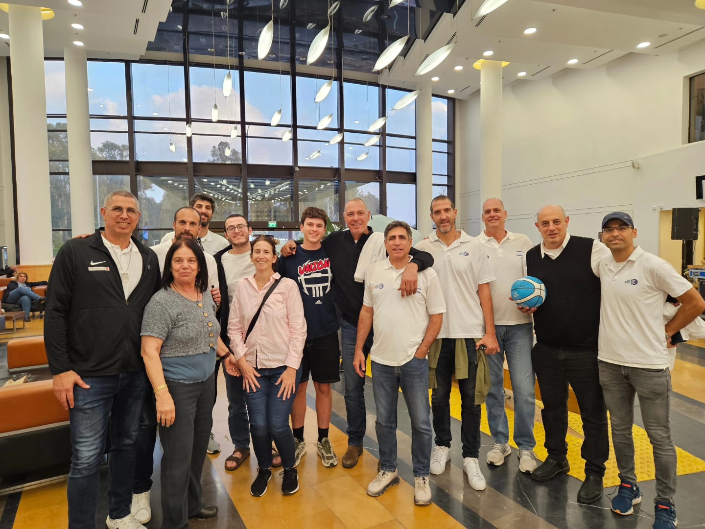 ותיקי ישראל ביקרו בבית החולים שיבא