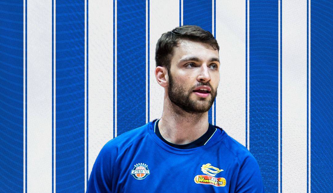 אלכסנדר זצ'ביץ' חוזר לבני הרצליה