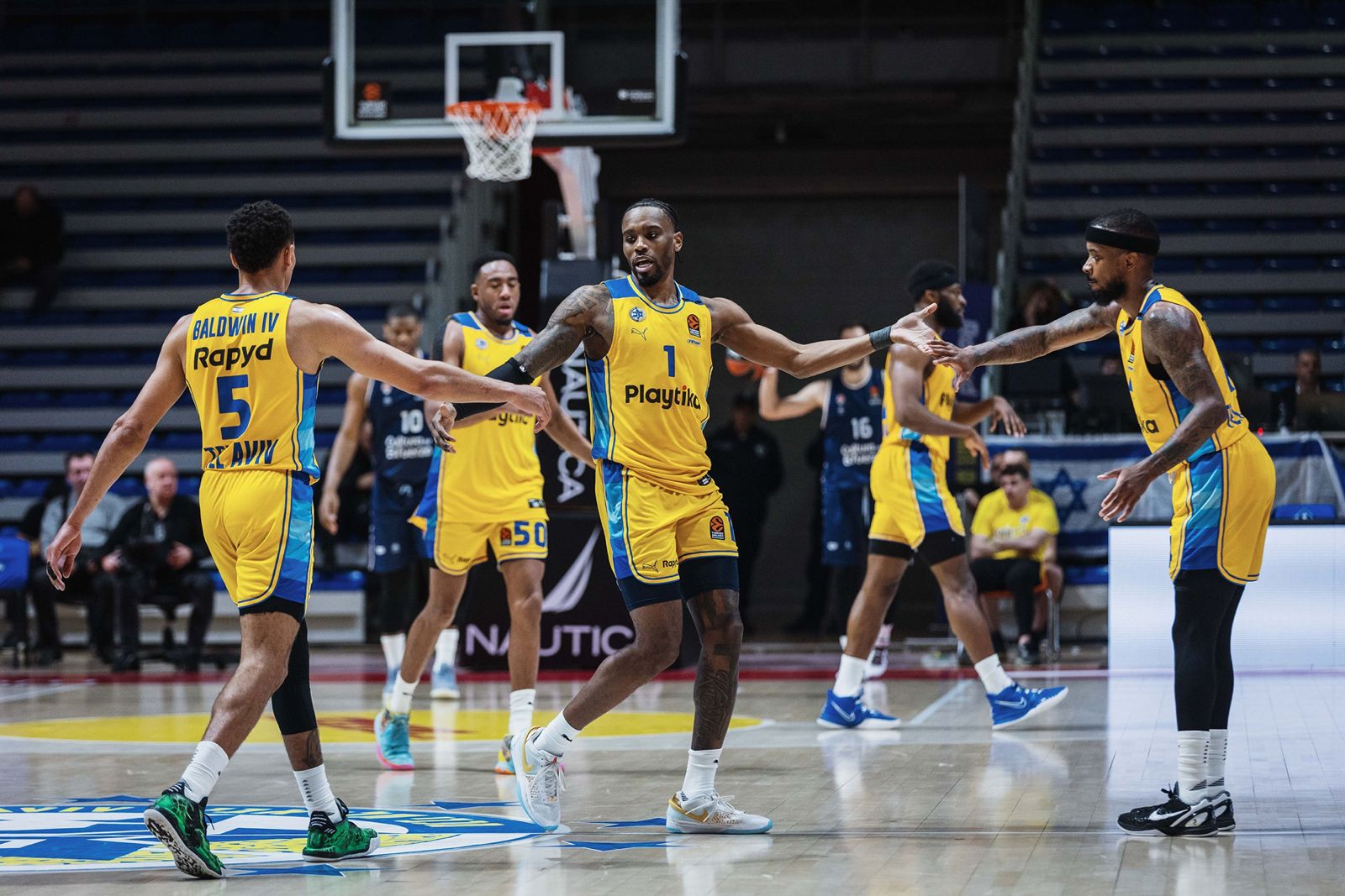 יורוליג: האלופה הרשימה מול ולנסיה