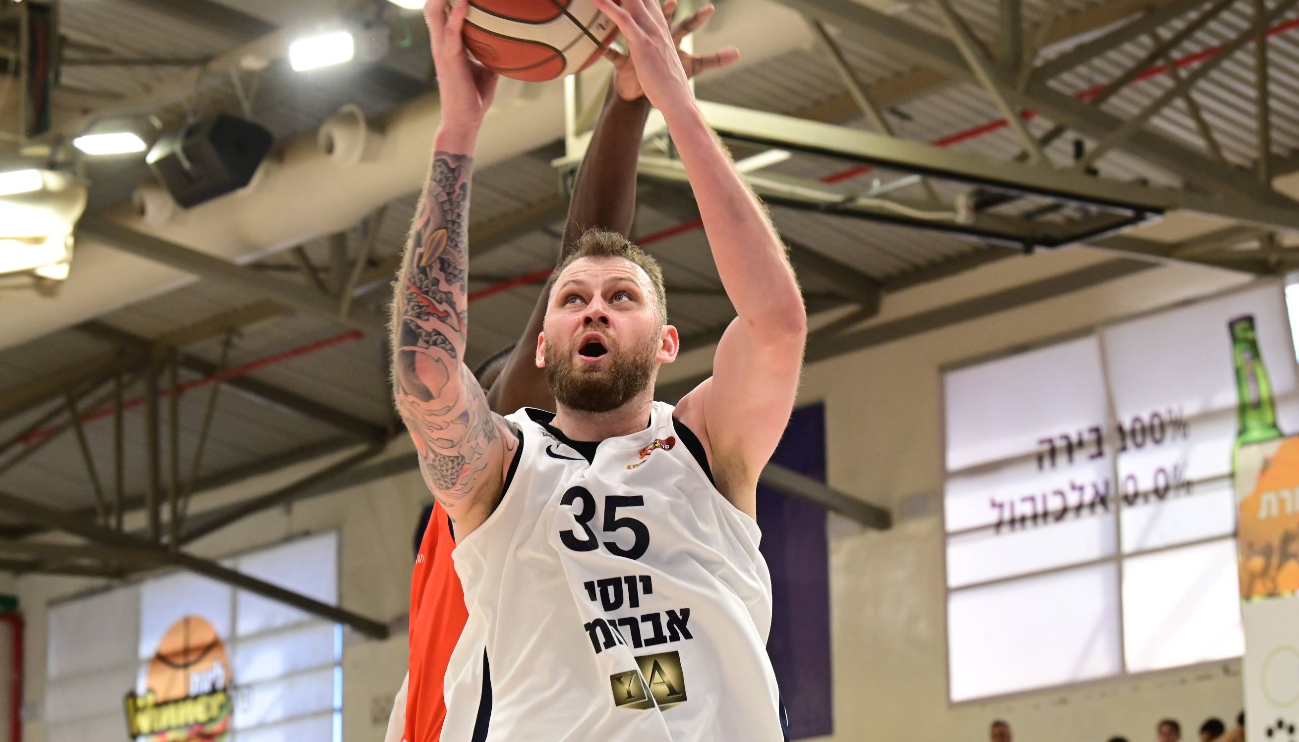 צפו: ערב גדול לארטיום זאבלין בצבע