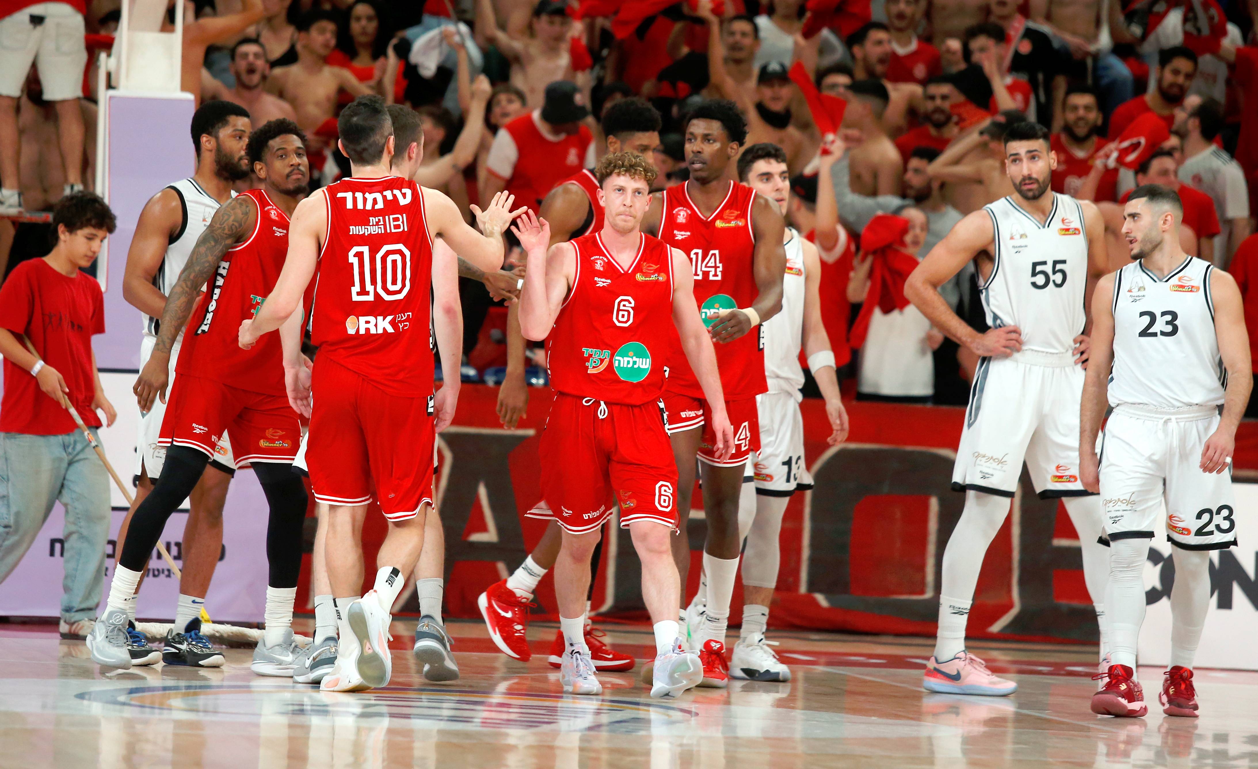 מובילת הטבלה חזרה לנצח מול עפולה