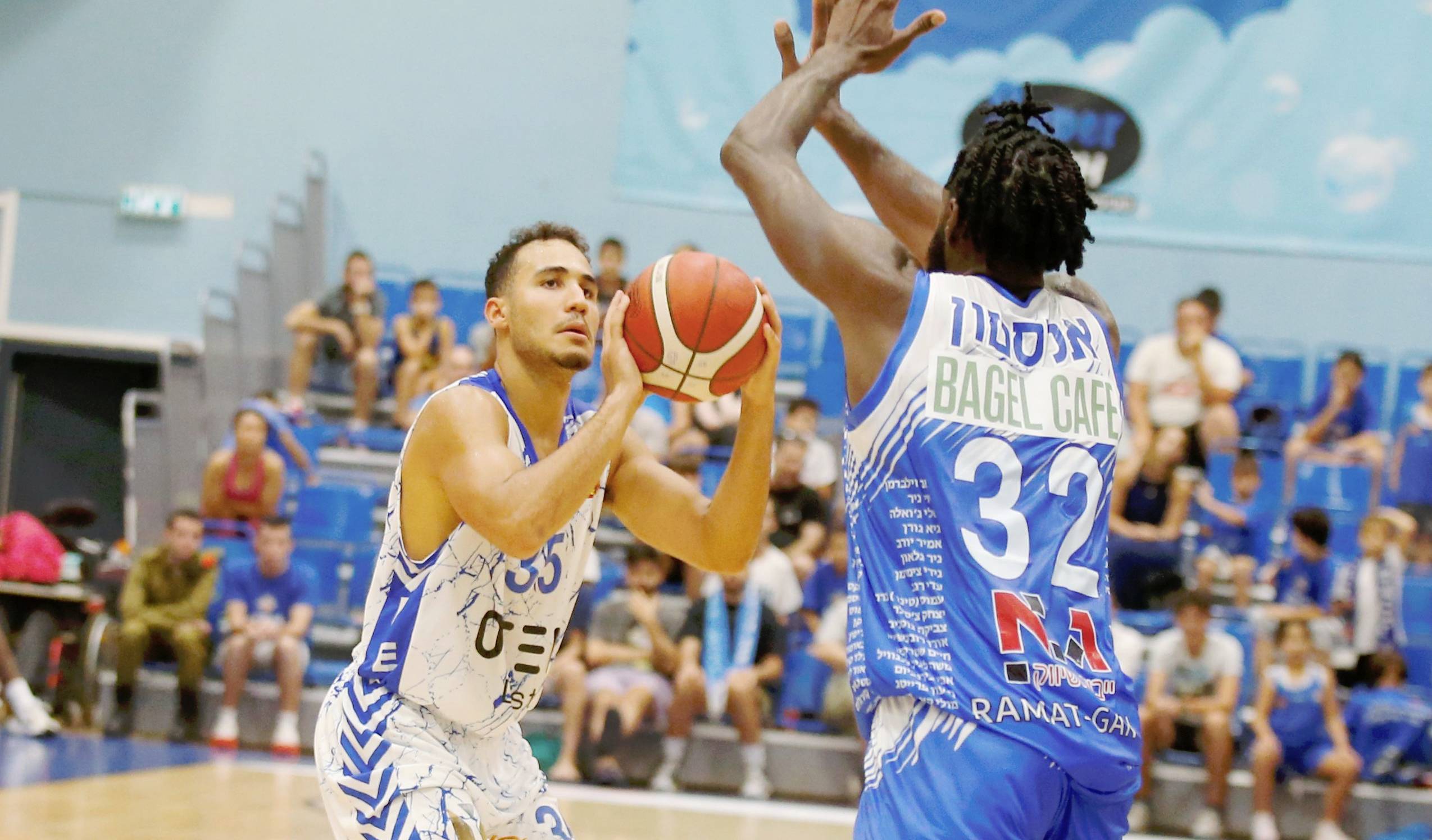 צפו: איתן בורג כבר חורך רשתות ביובל