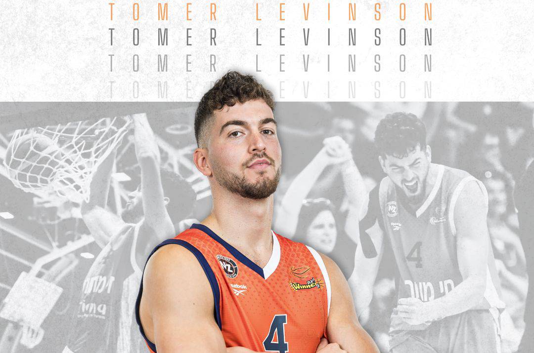 תומר לוינסון ממשיך לעונה שישית בכתום